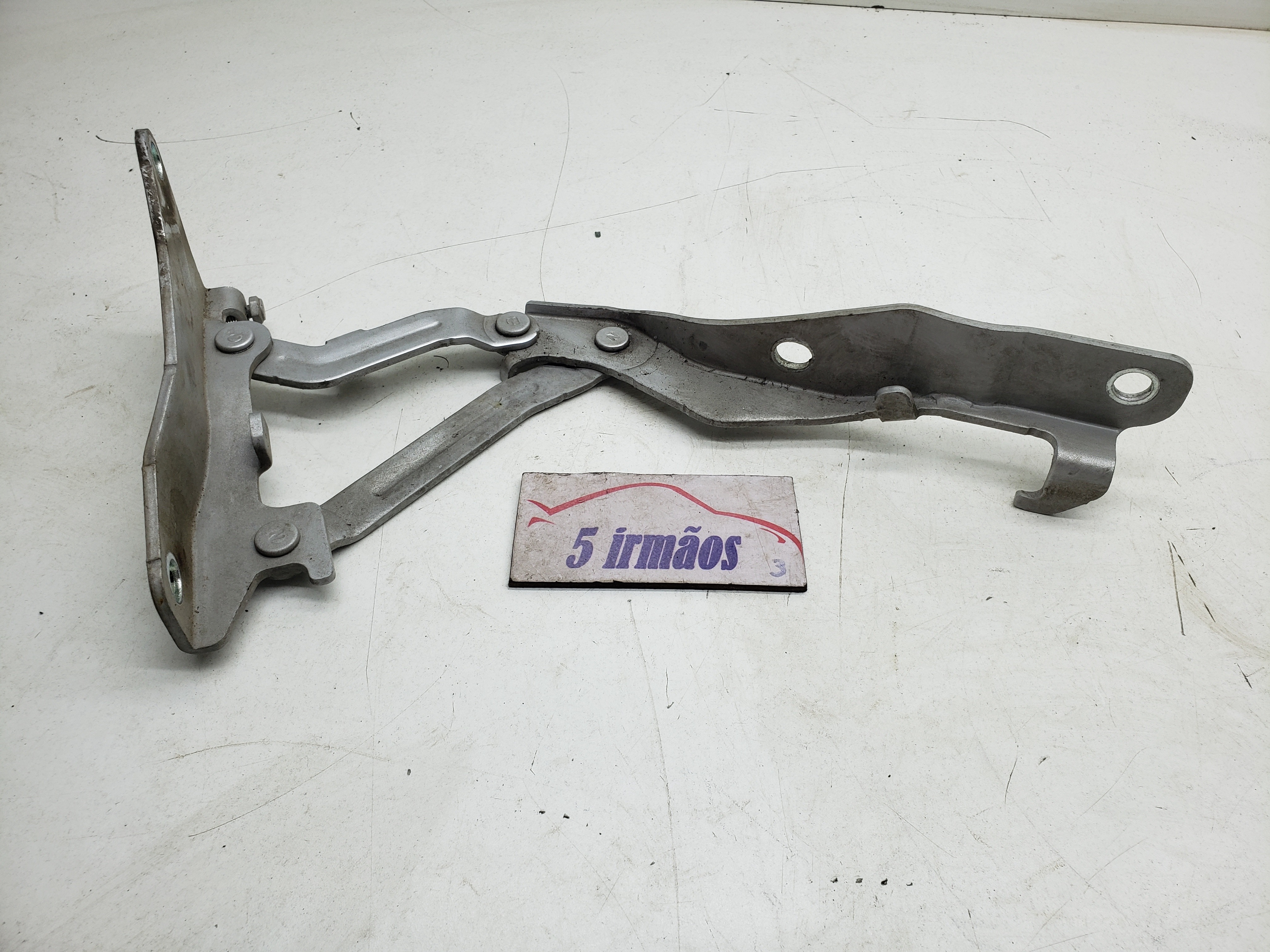 Dobradiça Esquerda Capô Hyundai Veloster 1.6 2012 / 2013