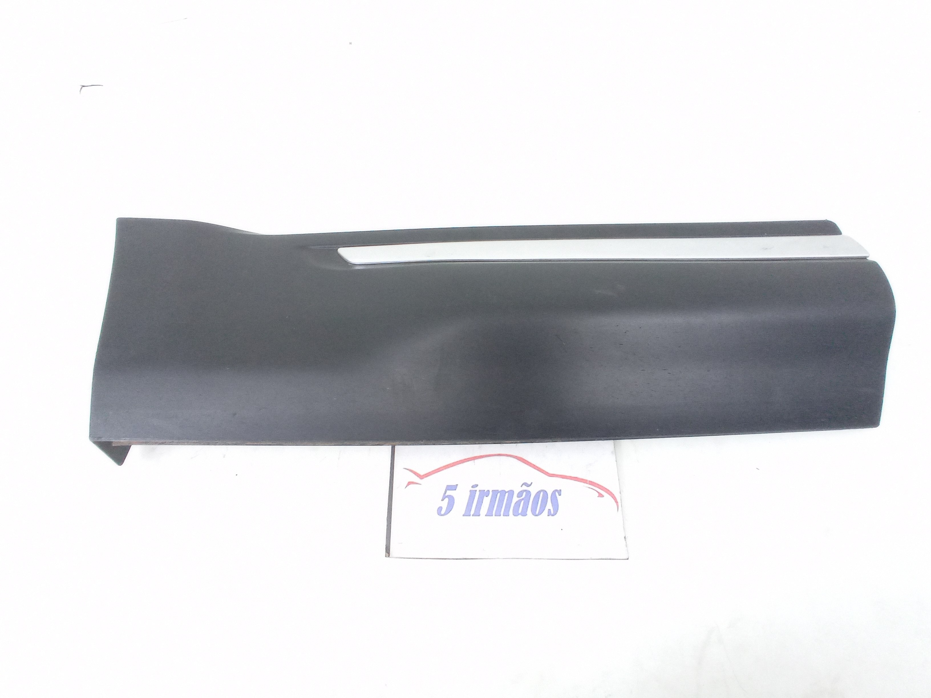 Acabamento Porta Traseira Direita Land Rover Evoque 2.0 2015