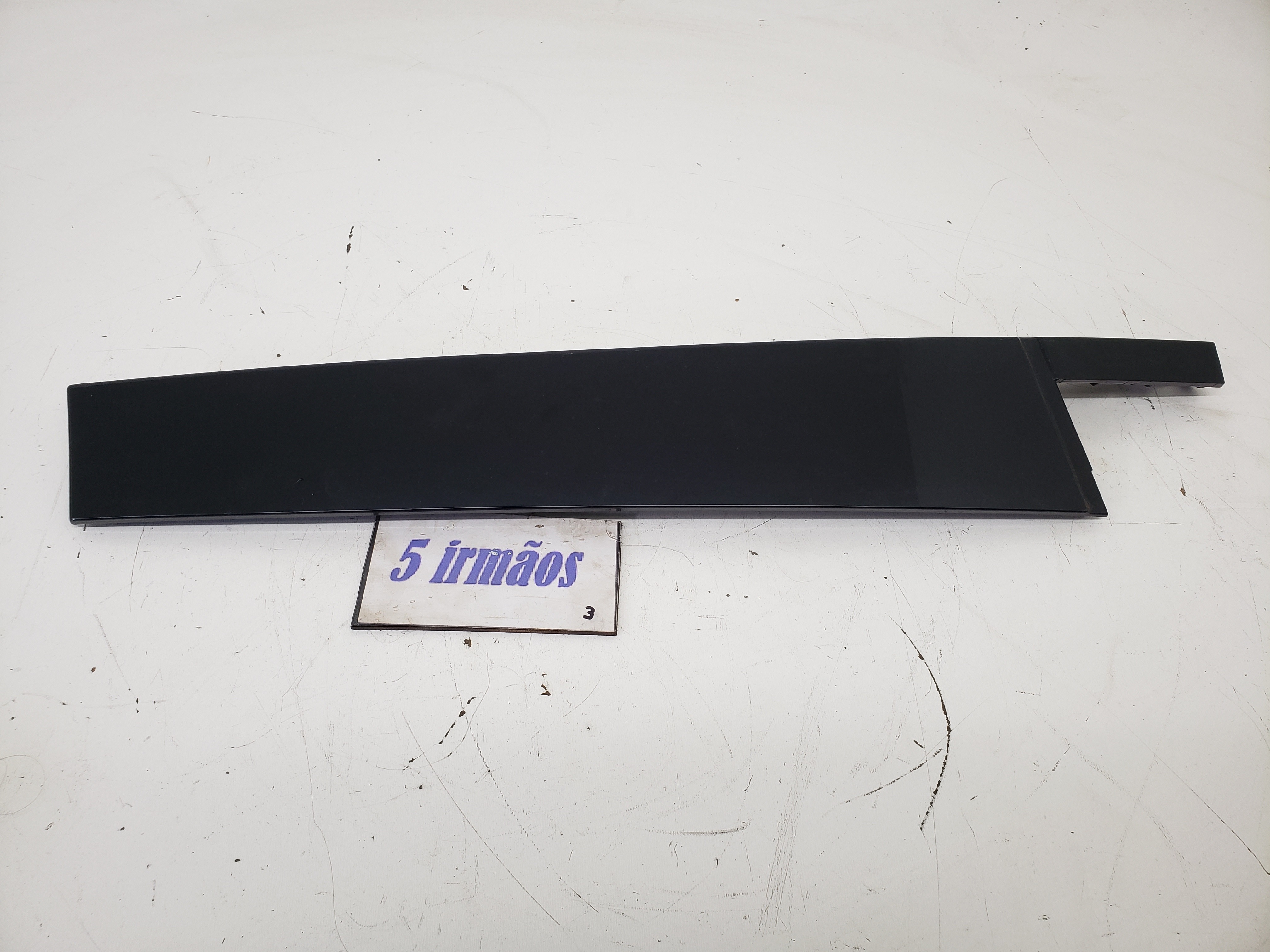 Acabamento Porta Traseira Esquerda Vw Tiguan Tsi 2.0 2018  Preto