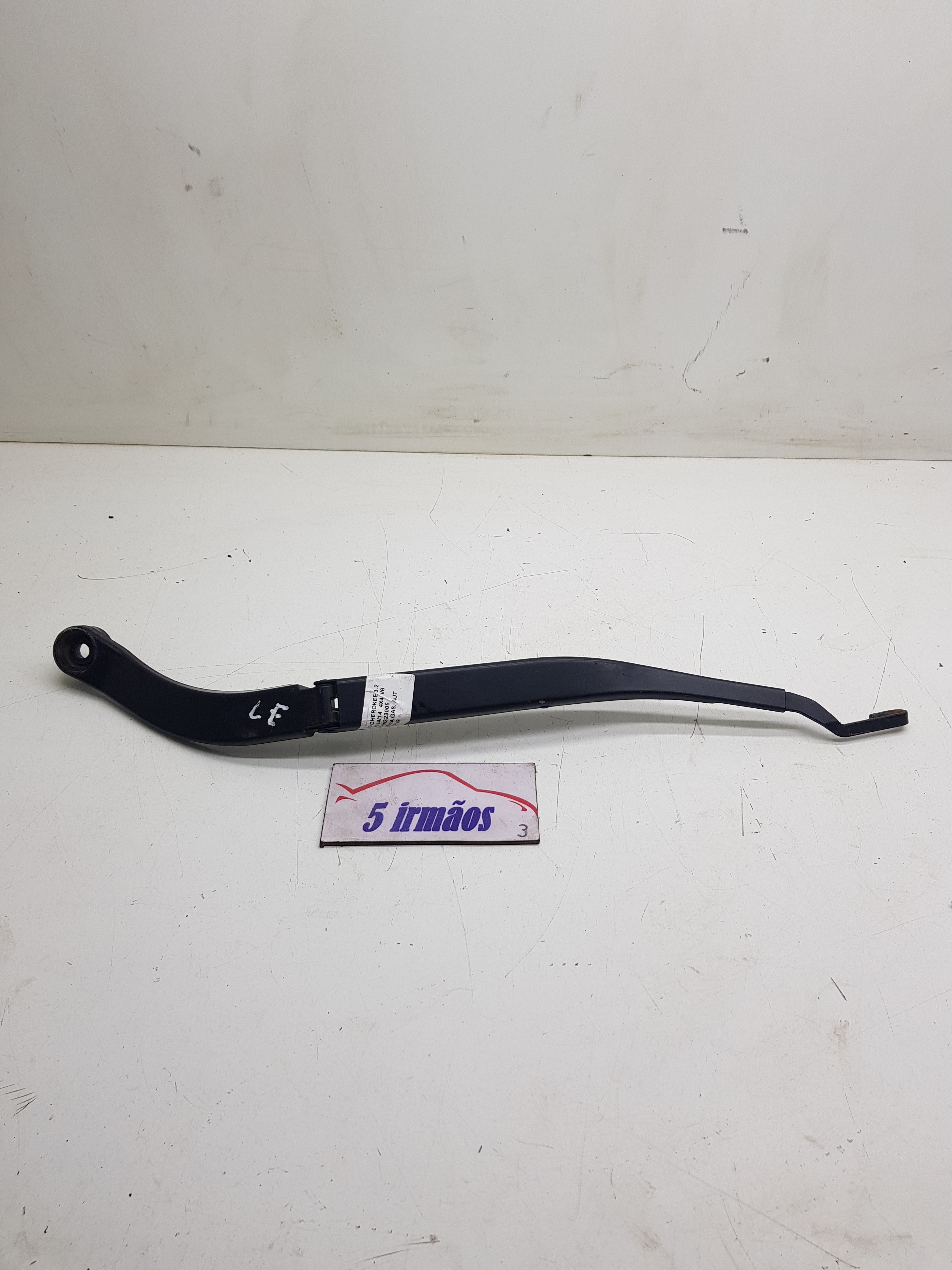 Braço Esquerdo Limpador Parabrisa Jeep Cherokee 3.2 2014