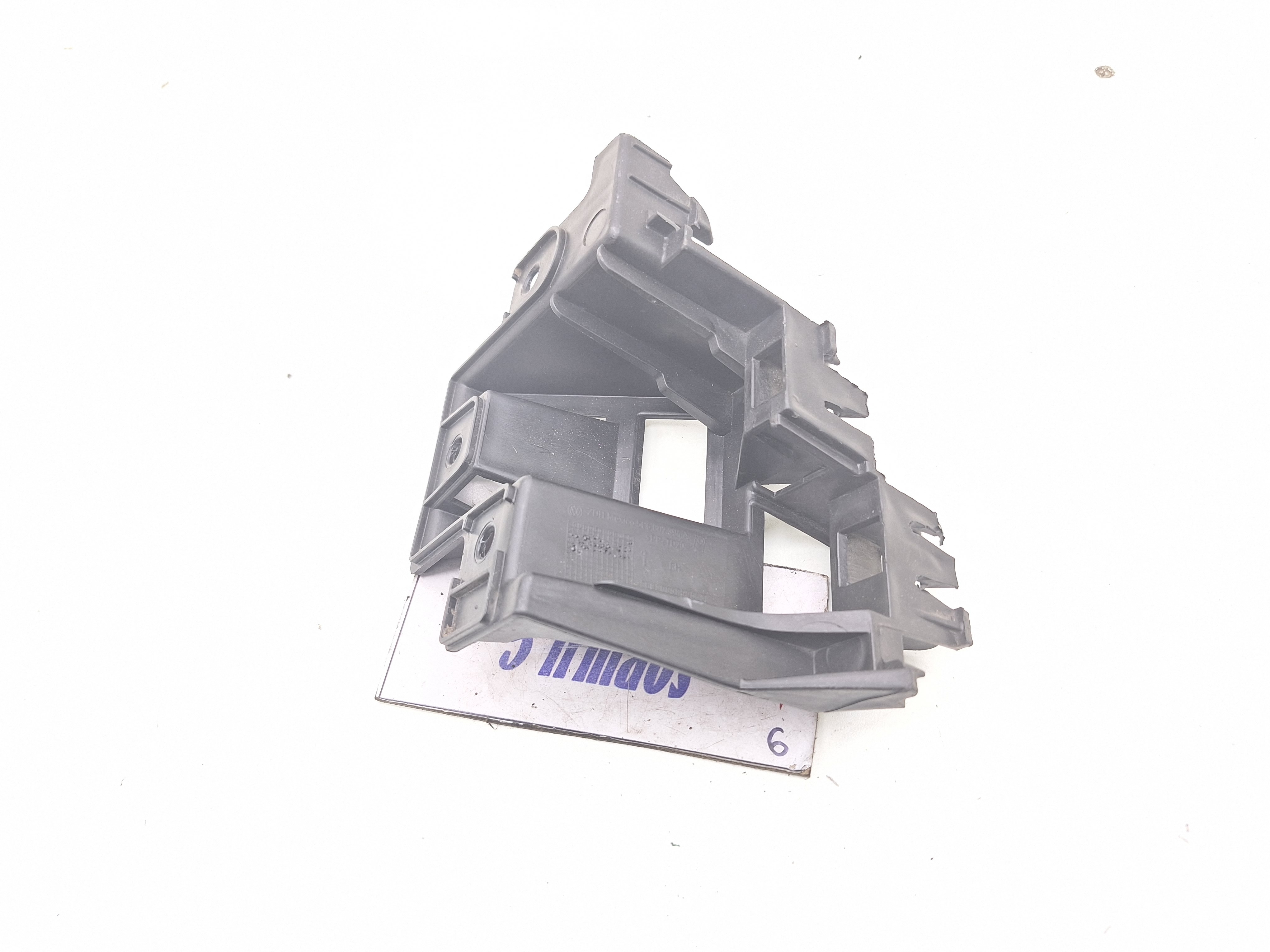 Guia Parachoque Direito Vw Jetta 2.0 Tsi 2012/ 2013