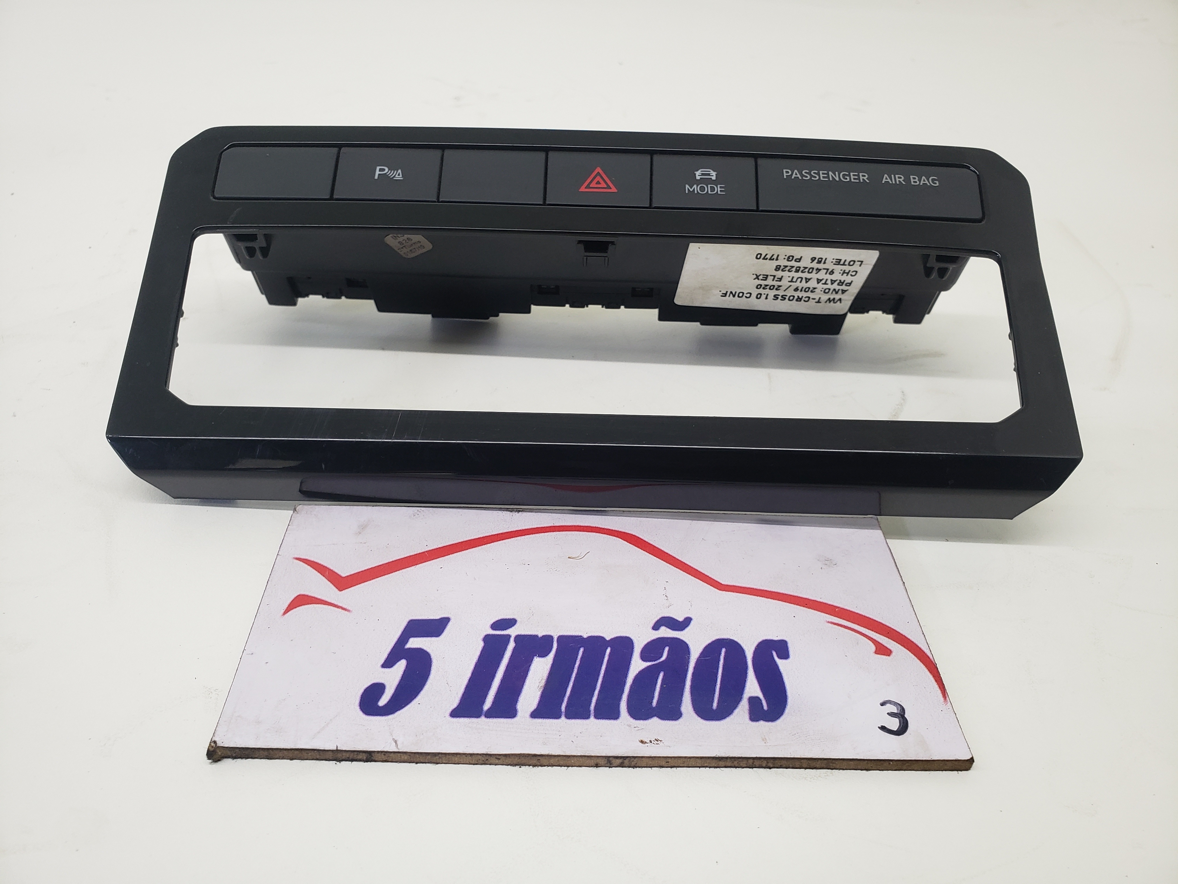 Botão Pisca Alerta Assistência Estacionamento Vw Tcross 2019