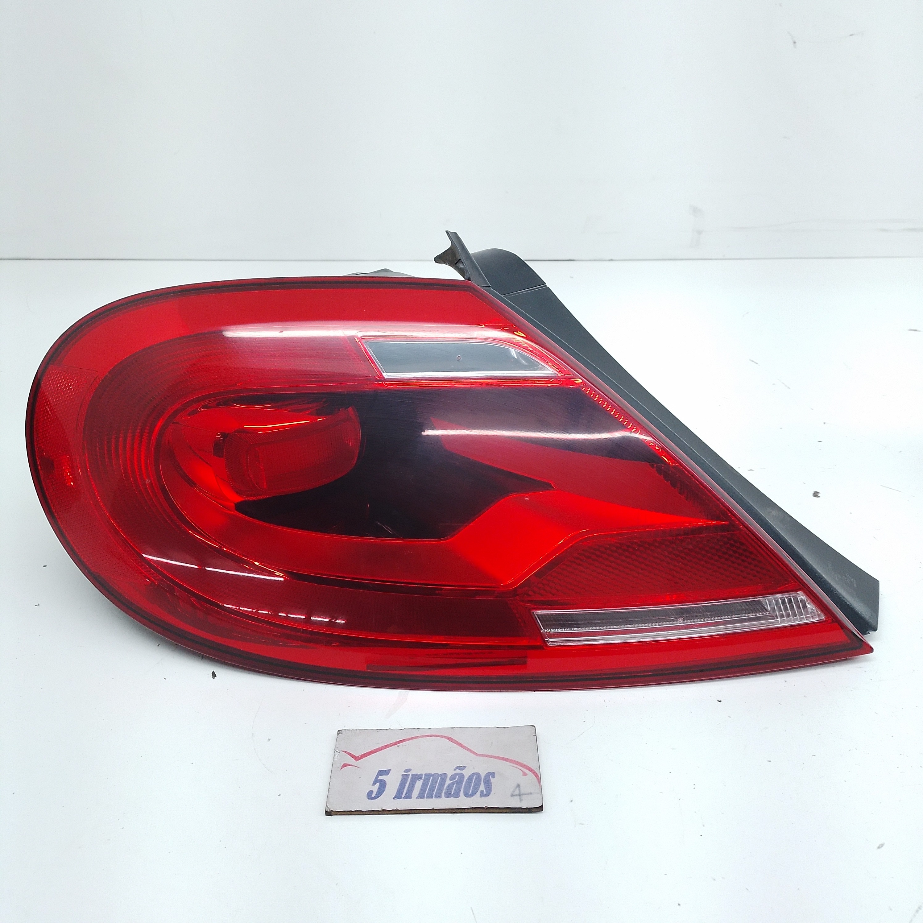 Lanterna Esquerda Led Vw Fusca Tsi 2.0 2012 2013 2014 2015
