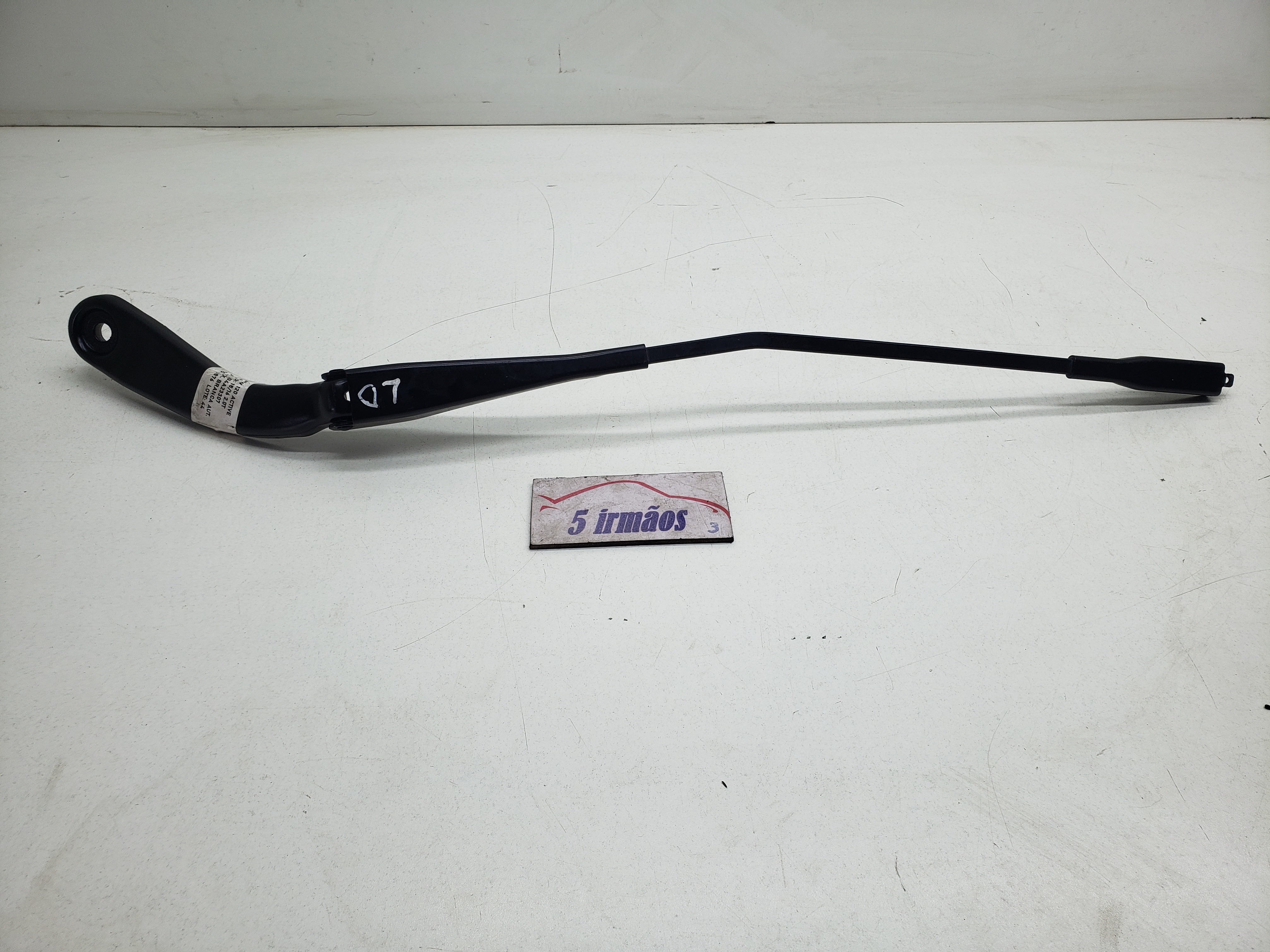 Braço Direito Limpador Parabrisa Bmw 120i 2.0 2015 / 2016 Direito