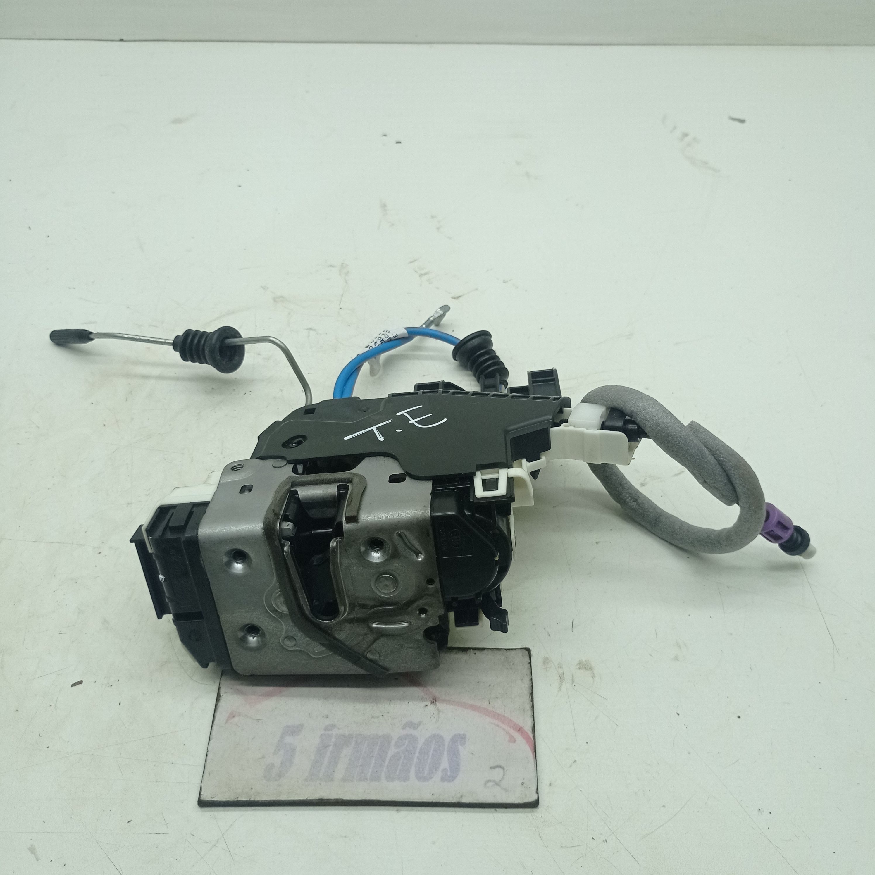 Fechadura Porta Traseira Esquerda Mercedes Gla 200 1.6 2020