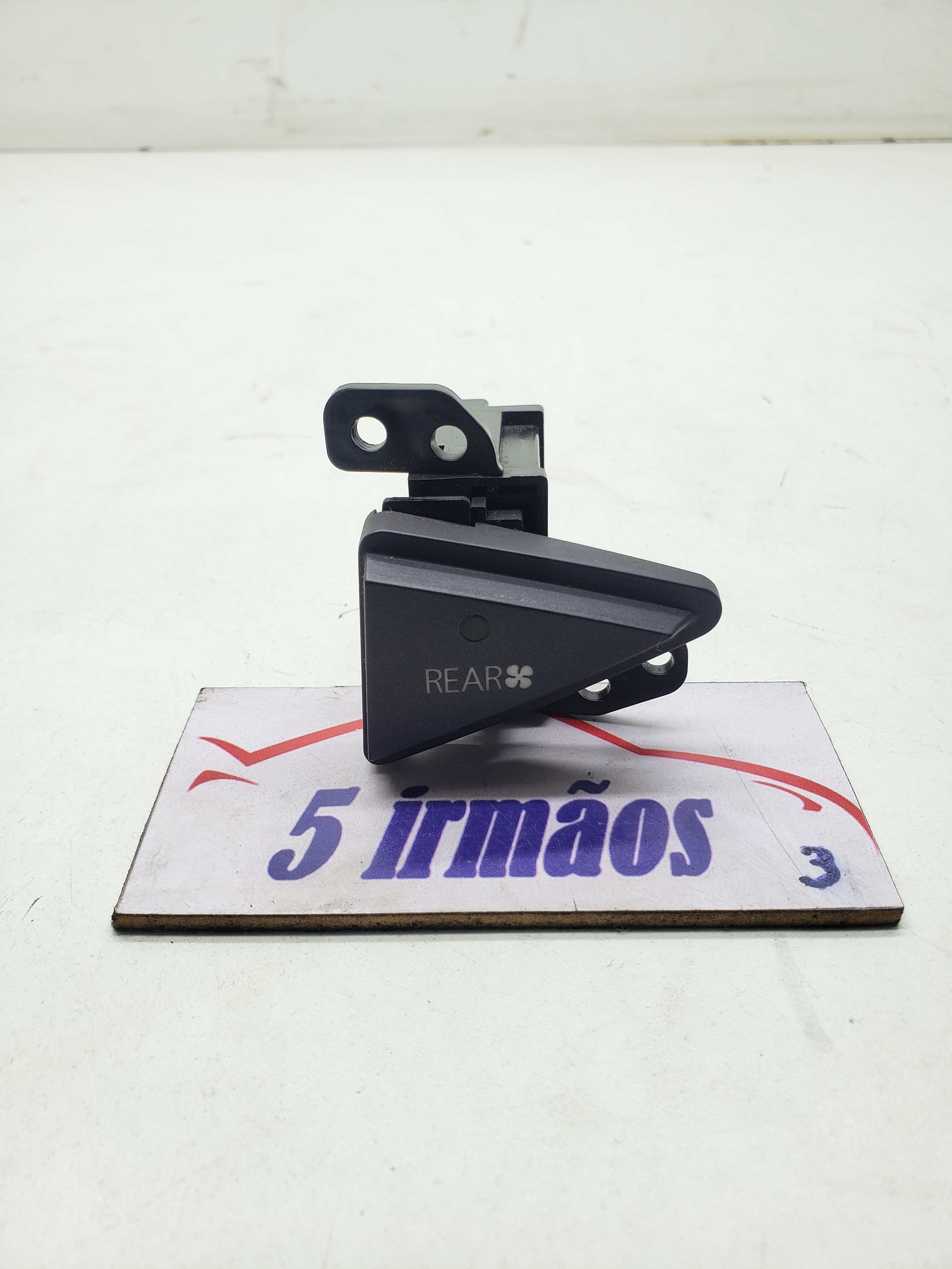 Botão Comando Rear Grandis 2.4 2005 / 2006 Nmr958153zz