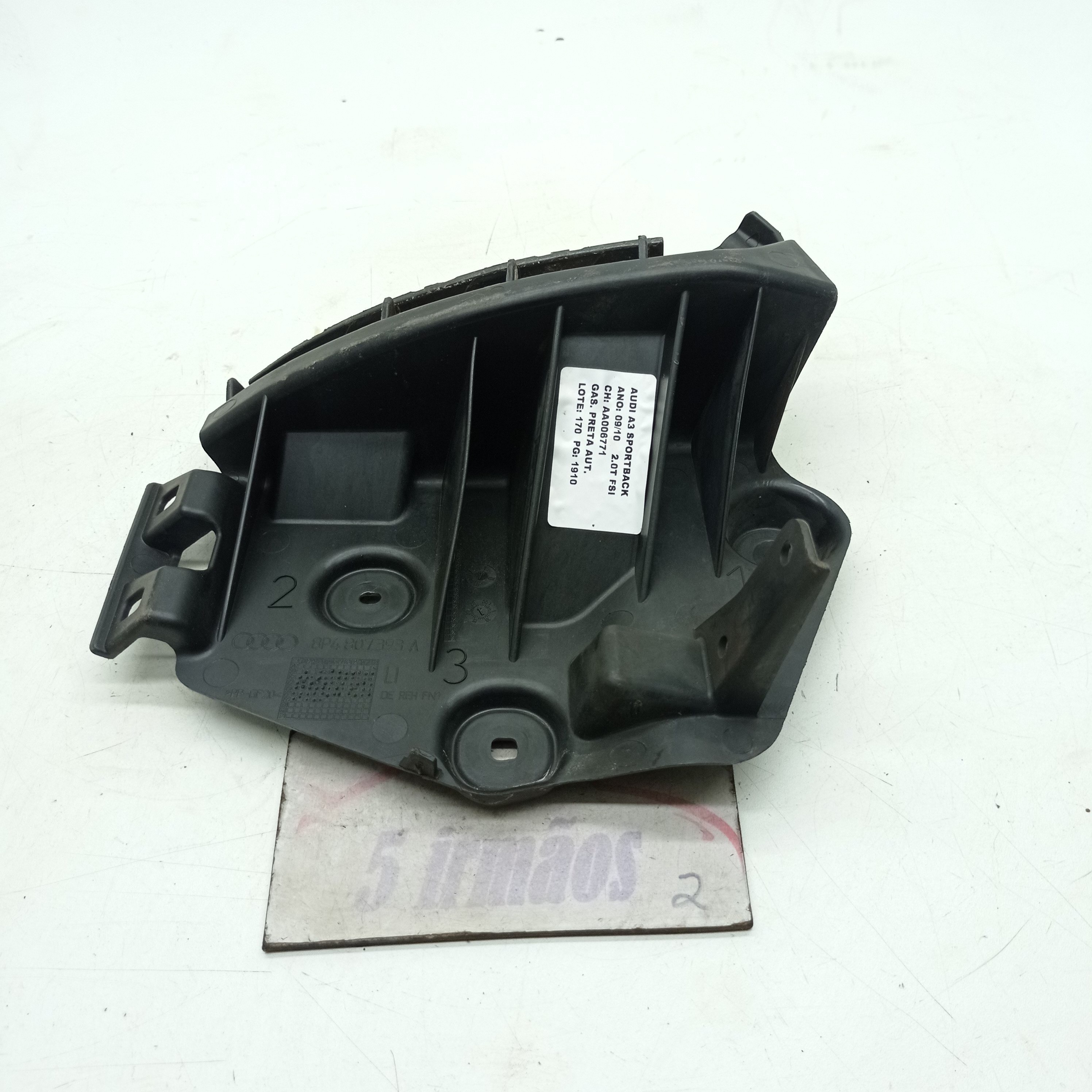 Guia Esquerda Parachoque Traseiro Audi A3 Sportback 2010