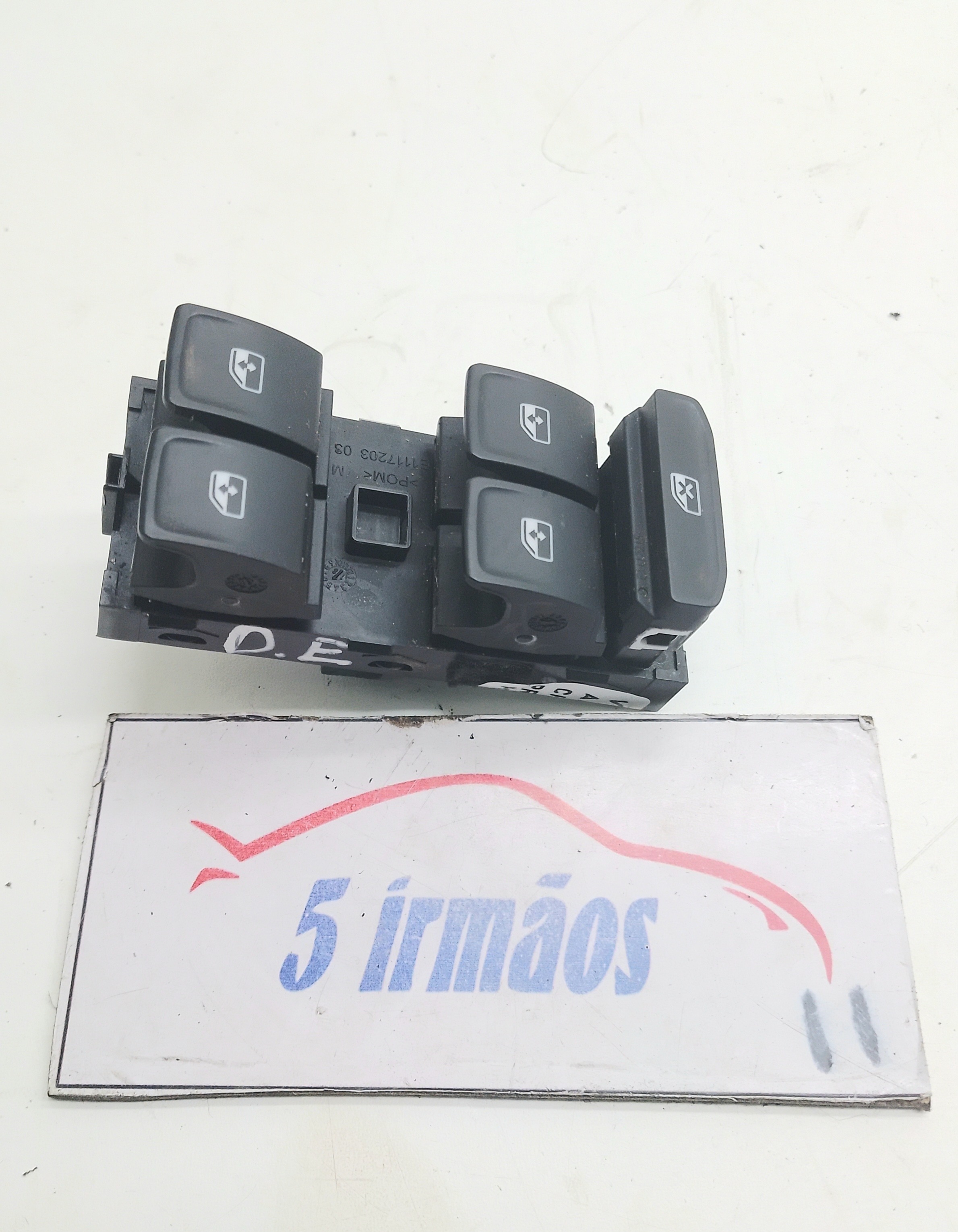Botão Vidro Dianteiro Esquerdo Vw Jetta 1.4 2018 2019
