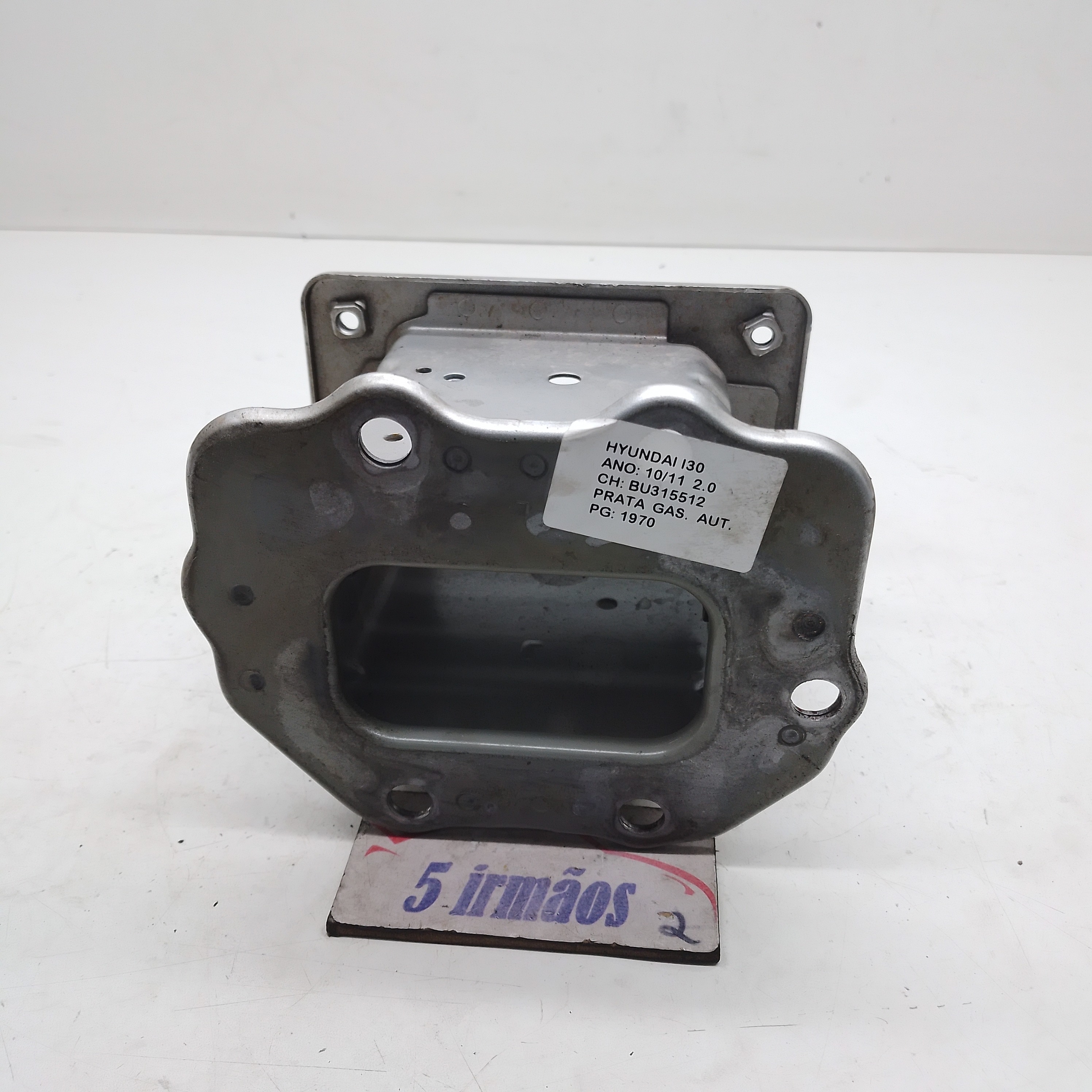 Suporte Esquerdo Parachoque Dianteiro Hyundai I30 2.0 2011