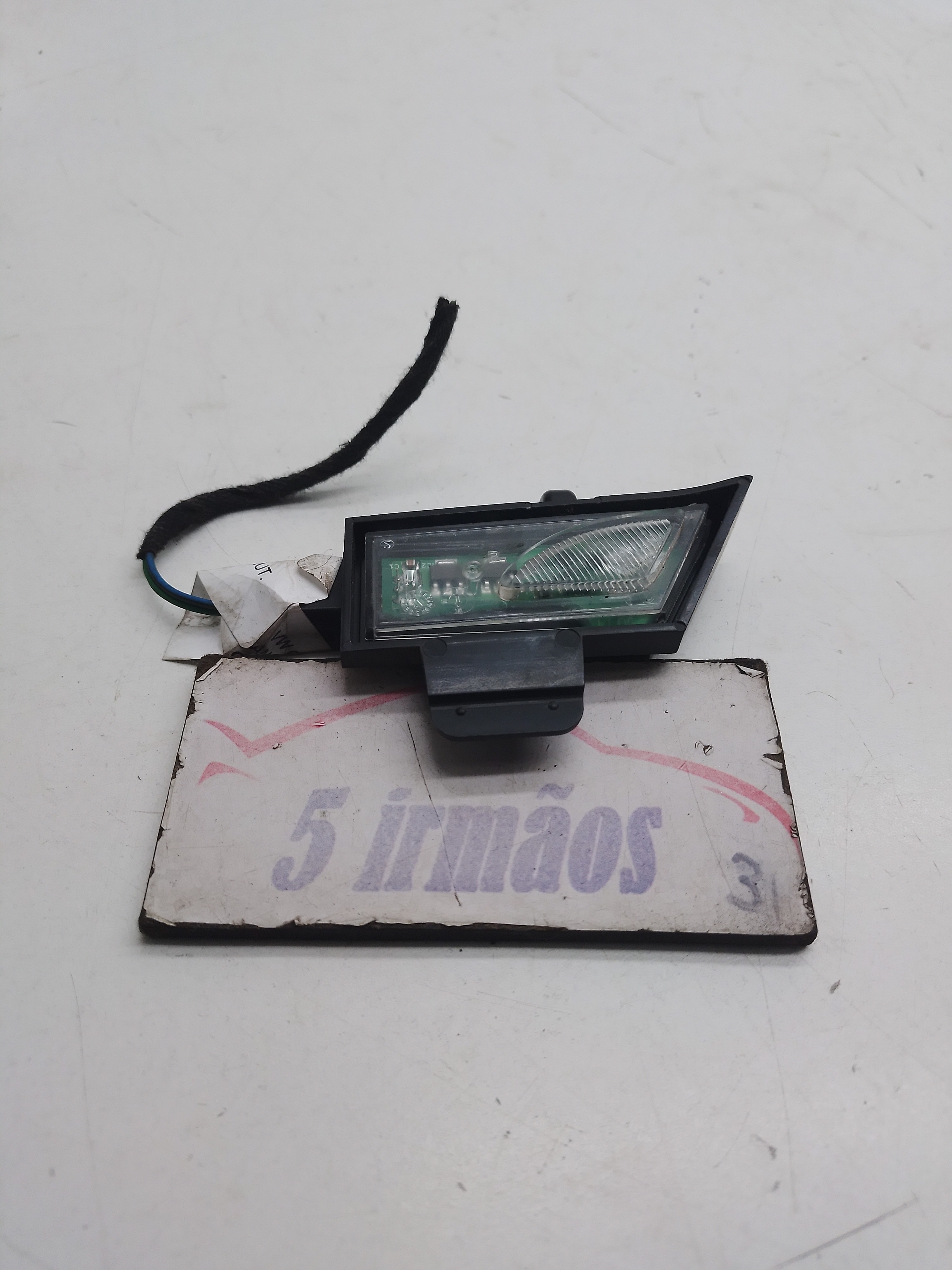 Luz Cortesia Retrovisor Direito Vw Golf Gti 2.0 2016 / 2017