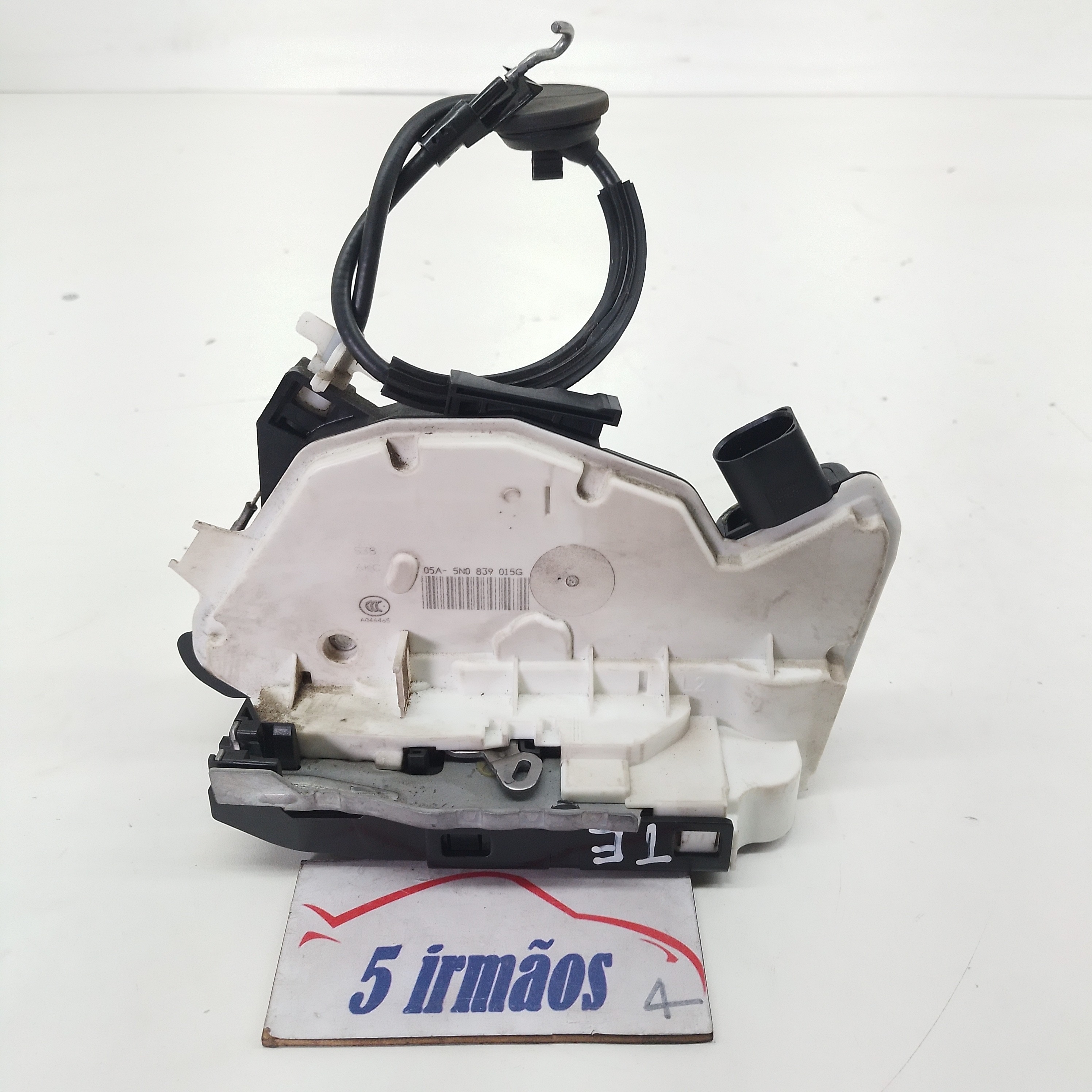 Fechadura Porta Traseira Esquerda Vw Tiguan Tsi 2.0 2012