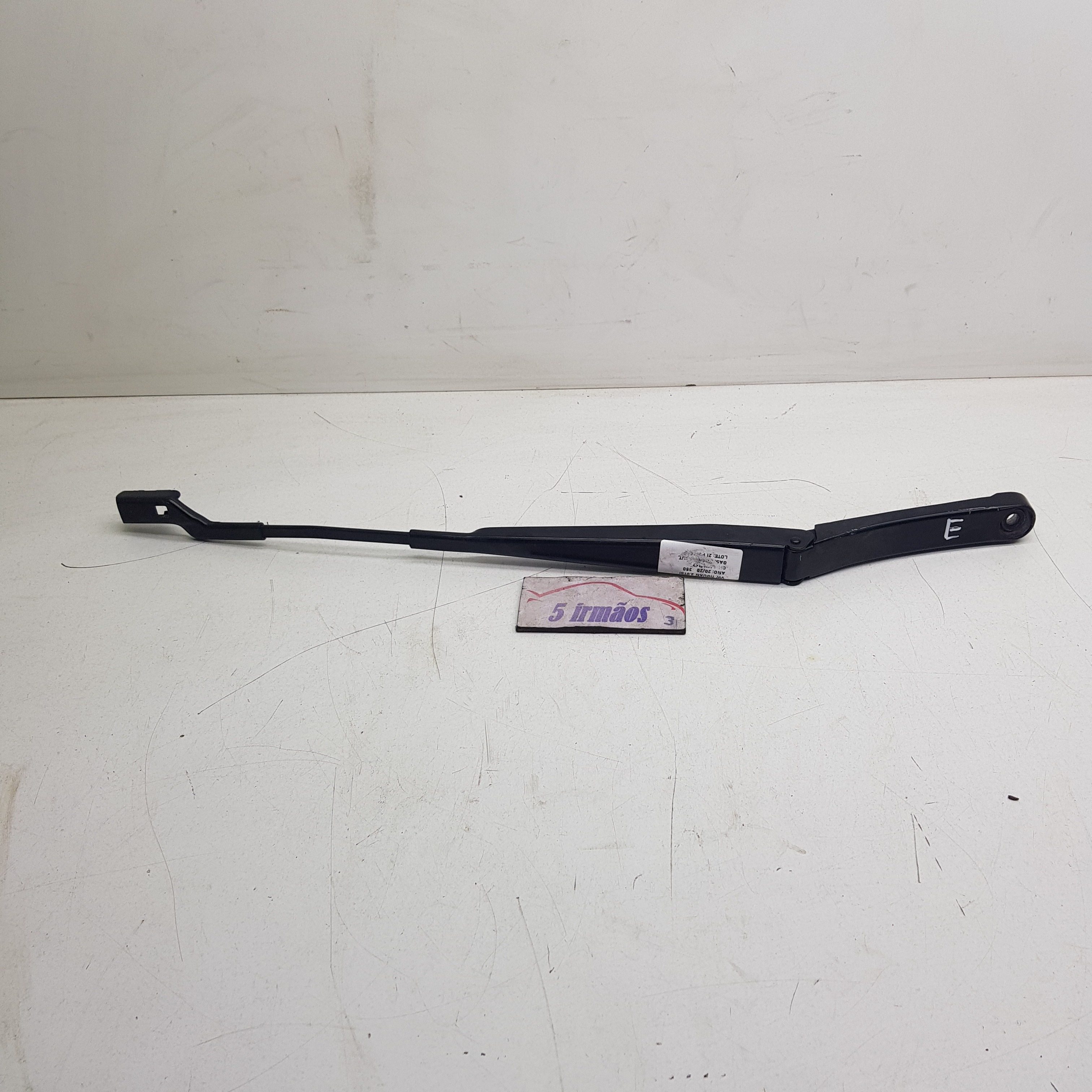 Braço Esquerdo Limpador Parabrisa Vw Tiguan Tsi 2.0 2020