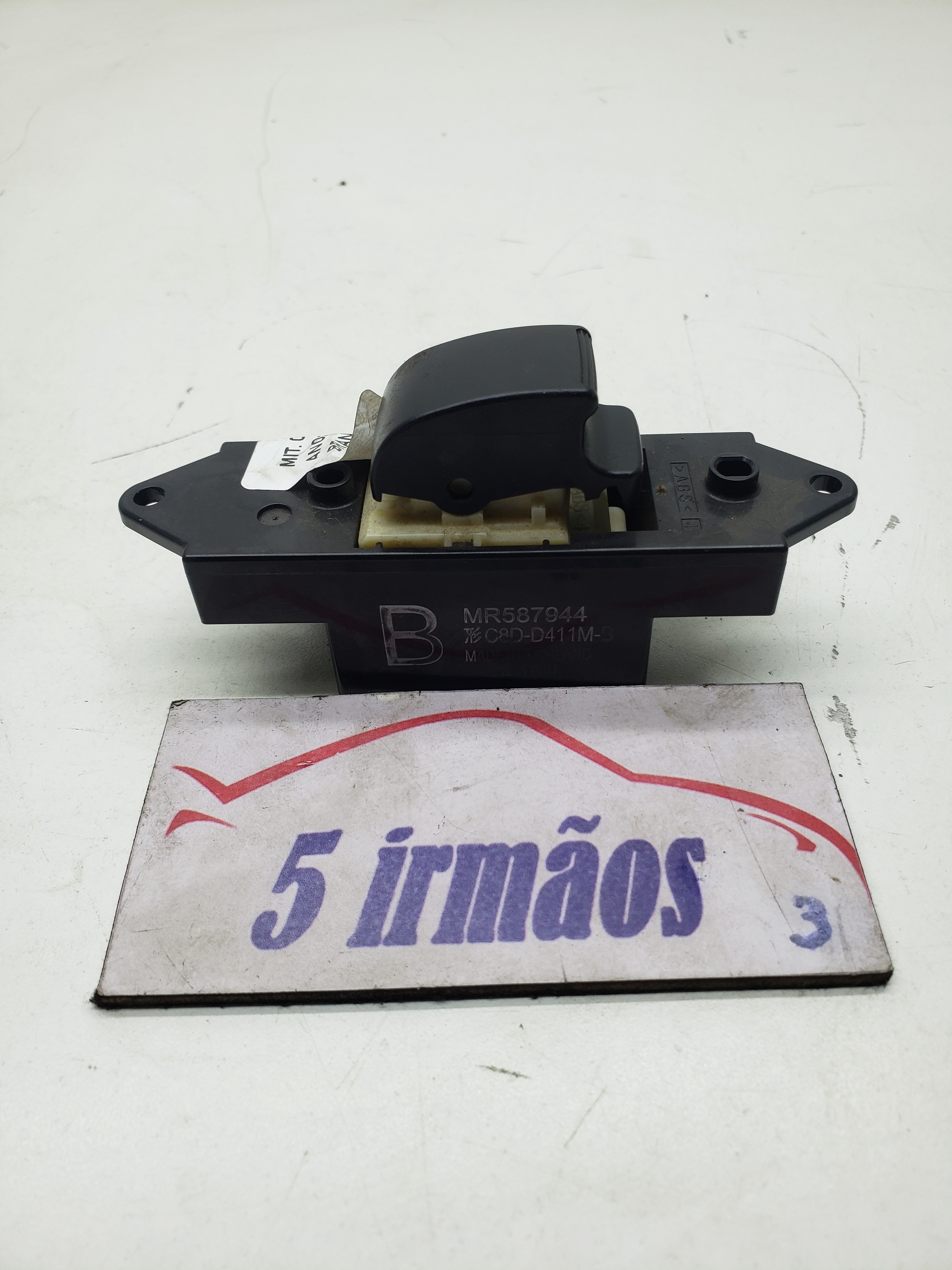 Comando Vidro Traseiro Direito Outlander 3.0 V6 2011 / 2012