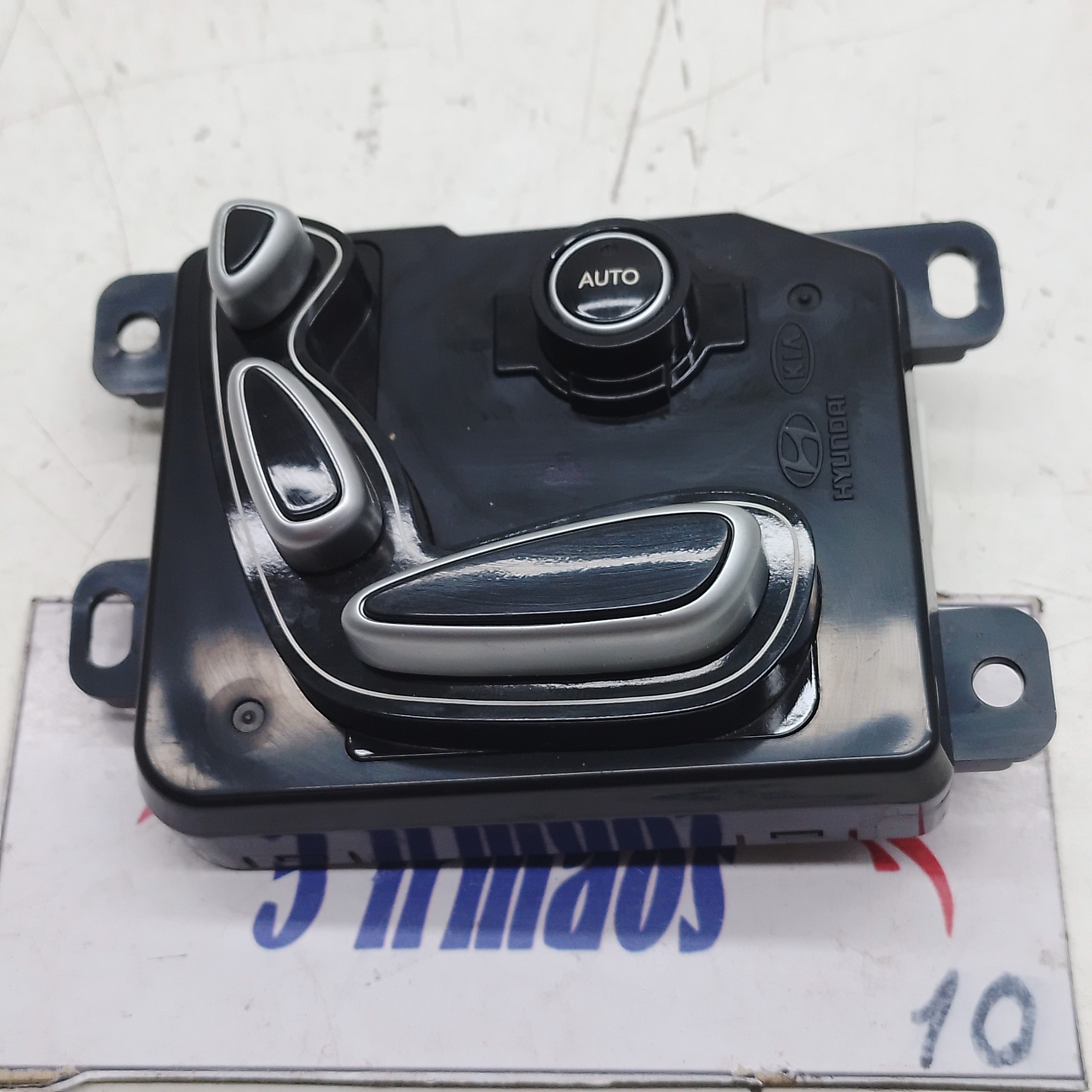 Comando Ajuste Banco Traseiro Esquerdo Equus 4.6 V8 2012
