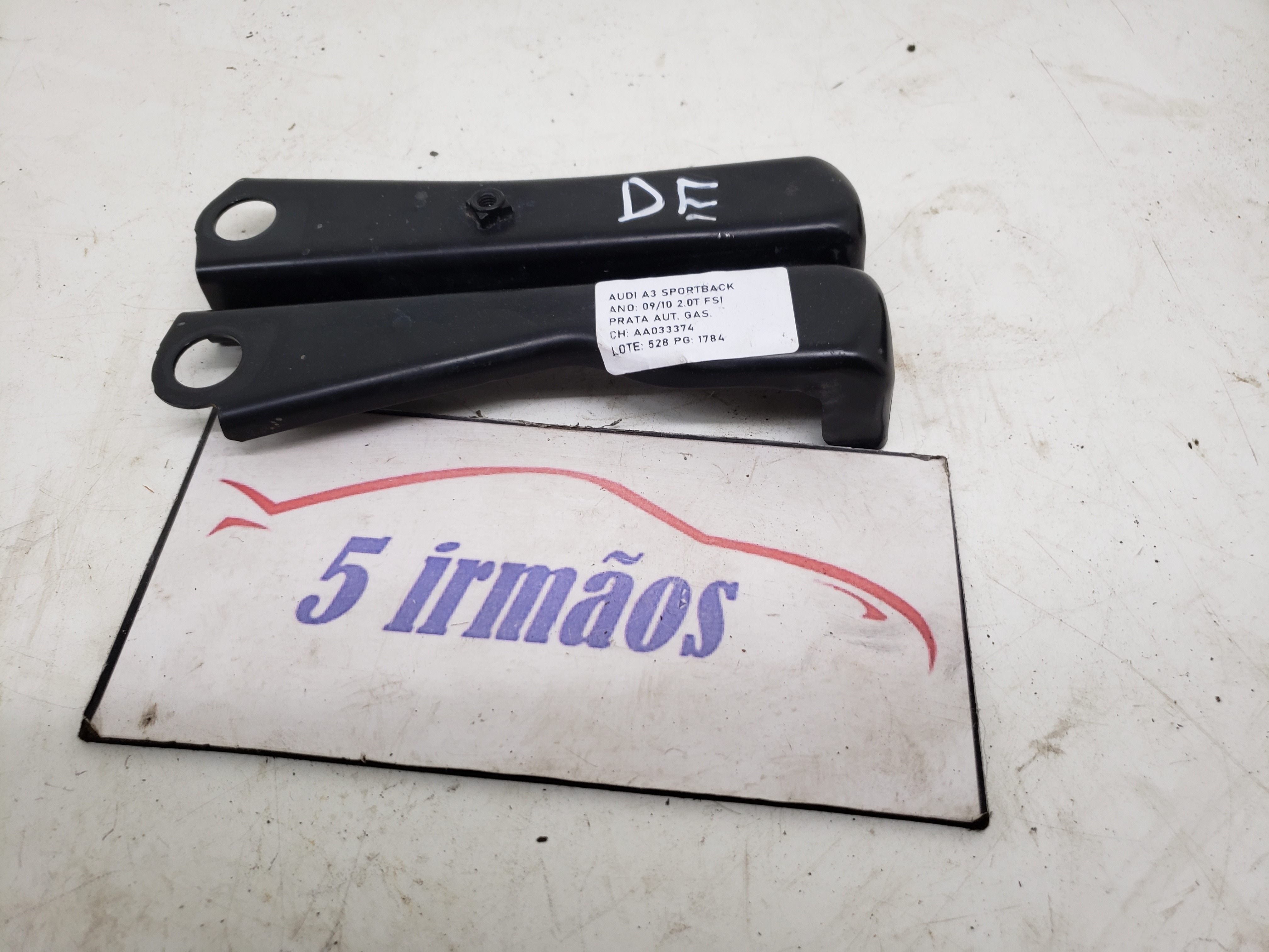 Suporte Esquerdo Radiador Audi A3 2.0 2009 2010 N8p0805201a