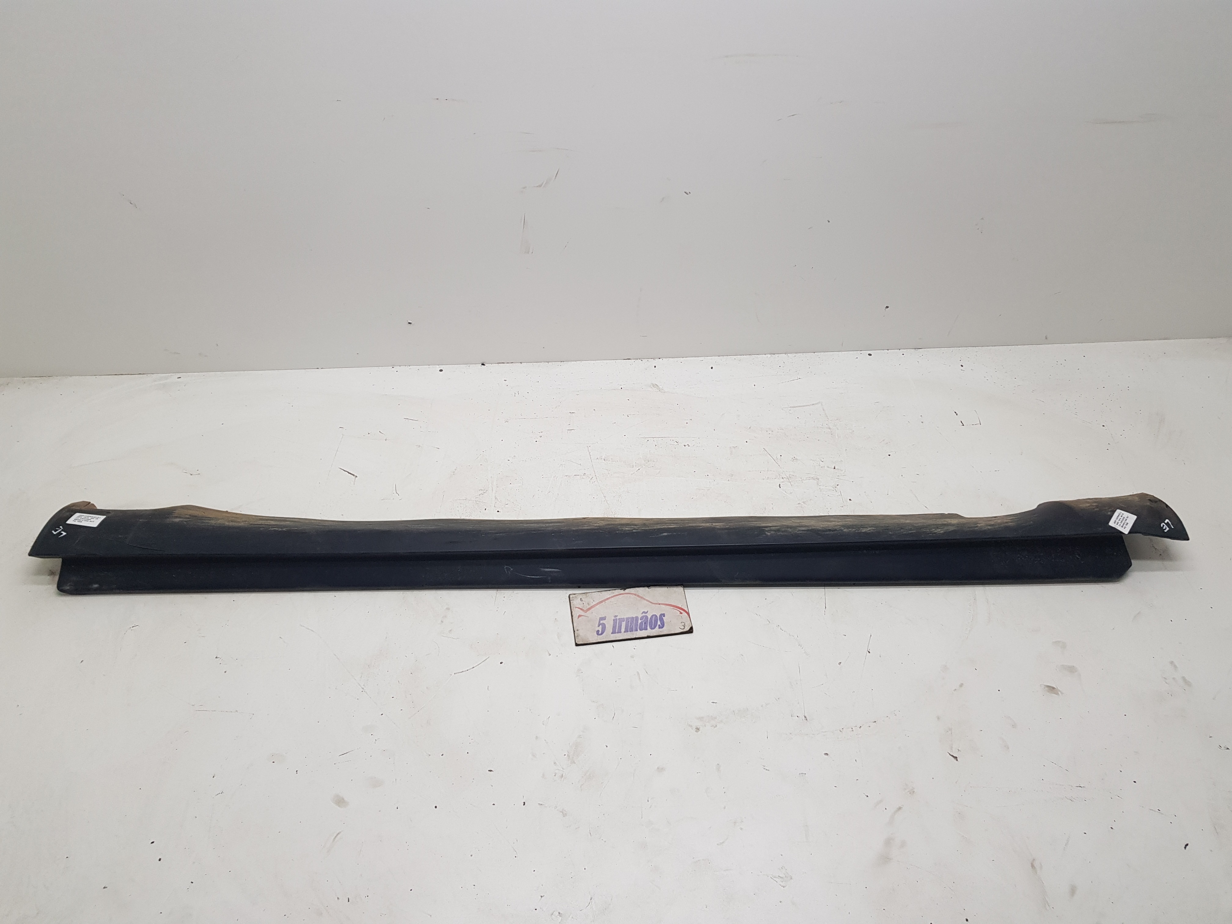 Spoiler Esquerdo Lateral Jeep Cherokee 3.2 2014 / 2015