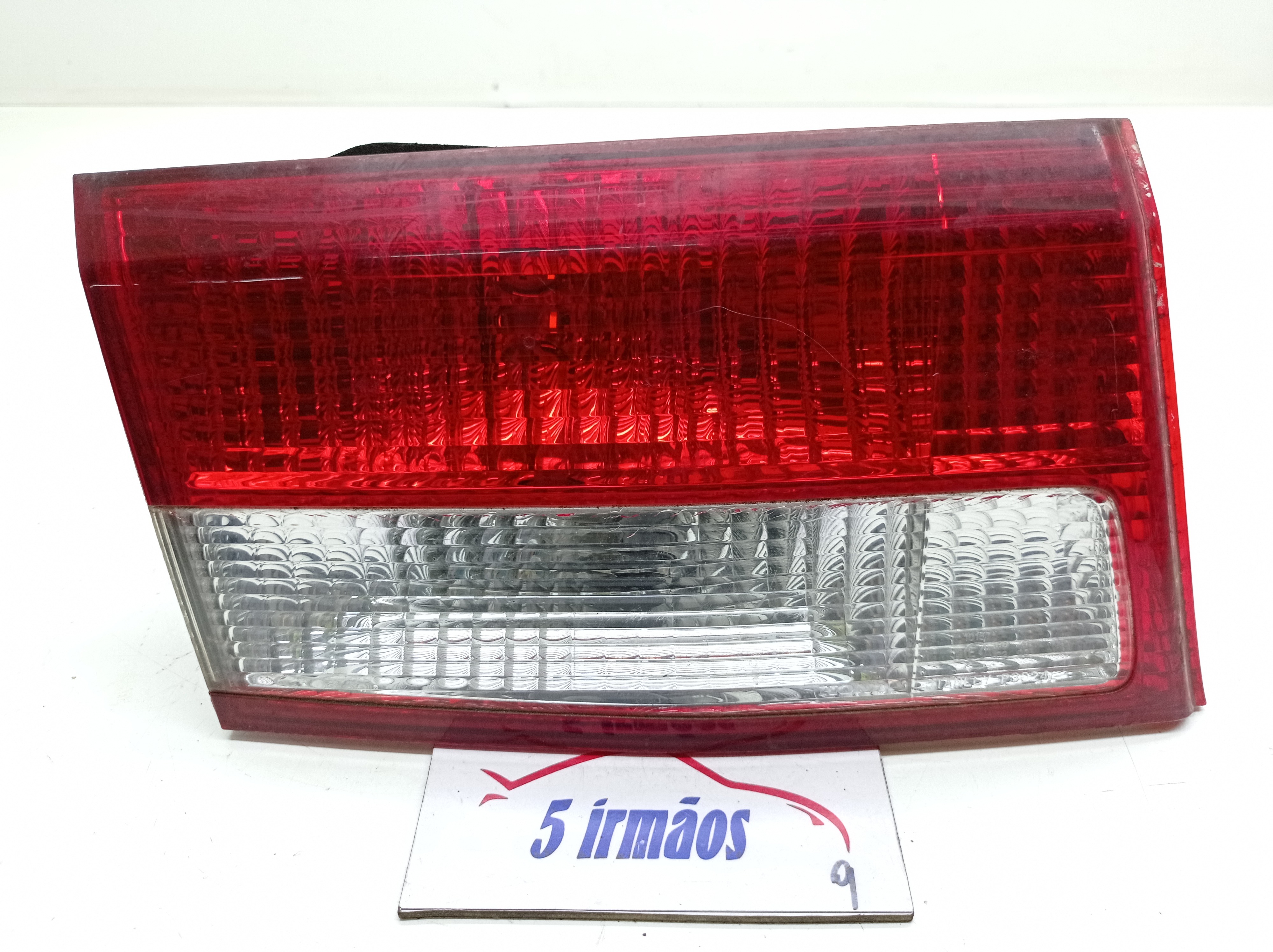 Lanterna Esquerda Tampa Traseira Honda Accord 2004 / 2005 Esquerdo