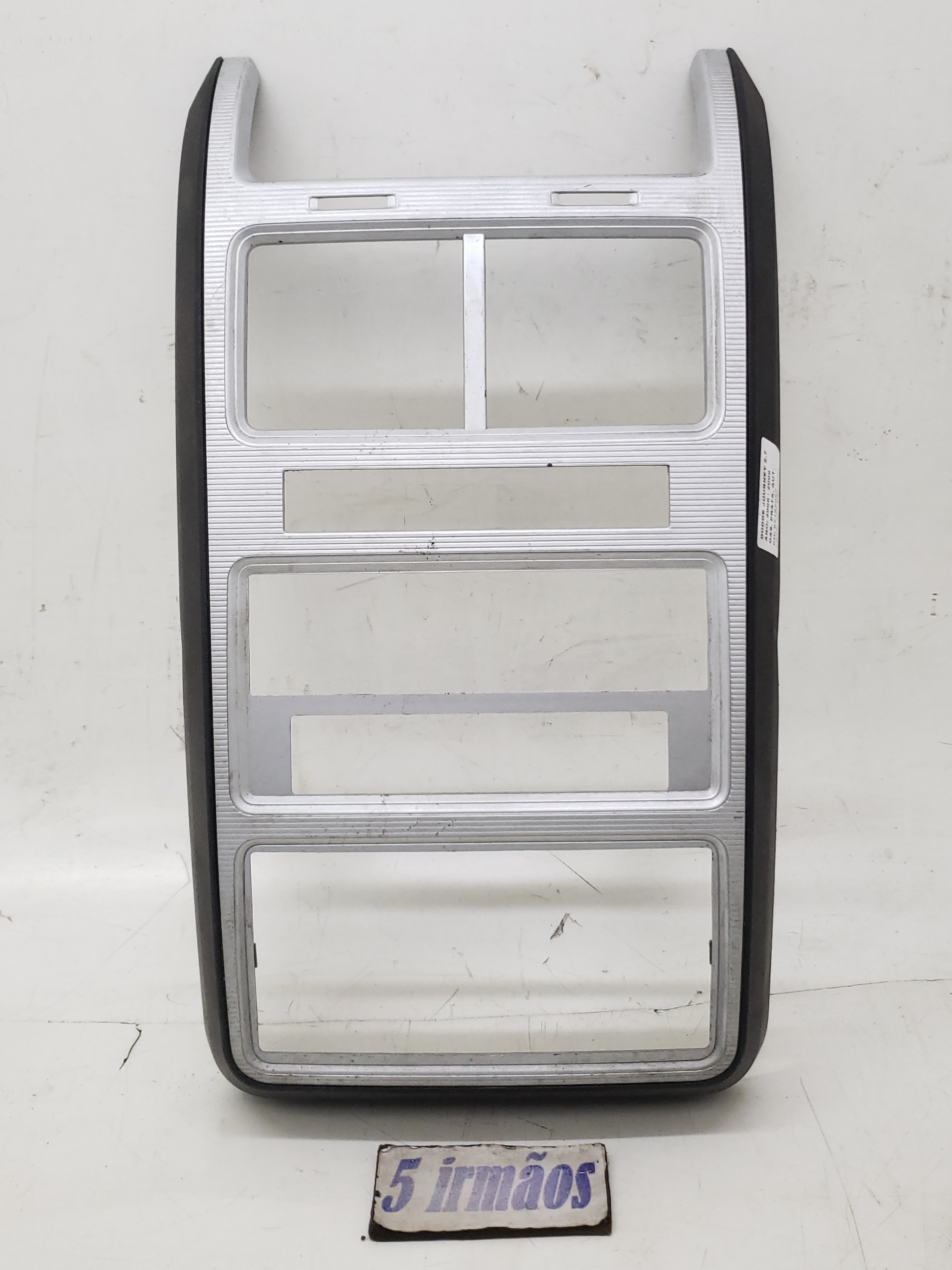 Moldura Acabamento Painel Central Dodge Journey 2.7 V6 2008