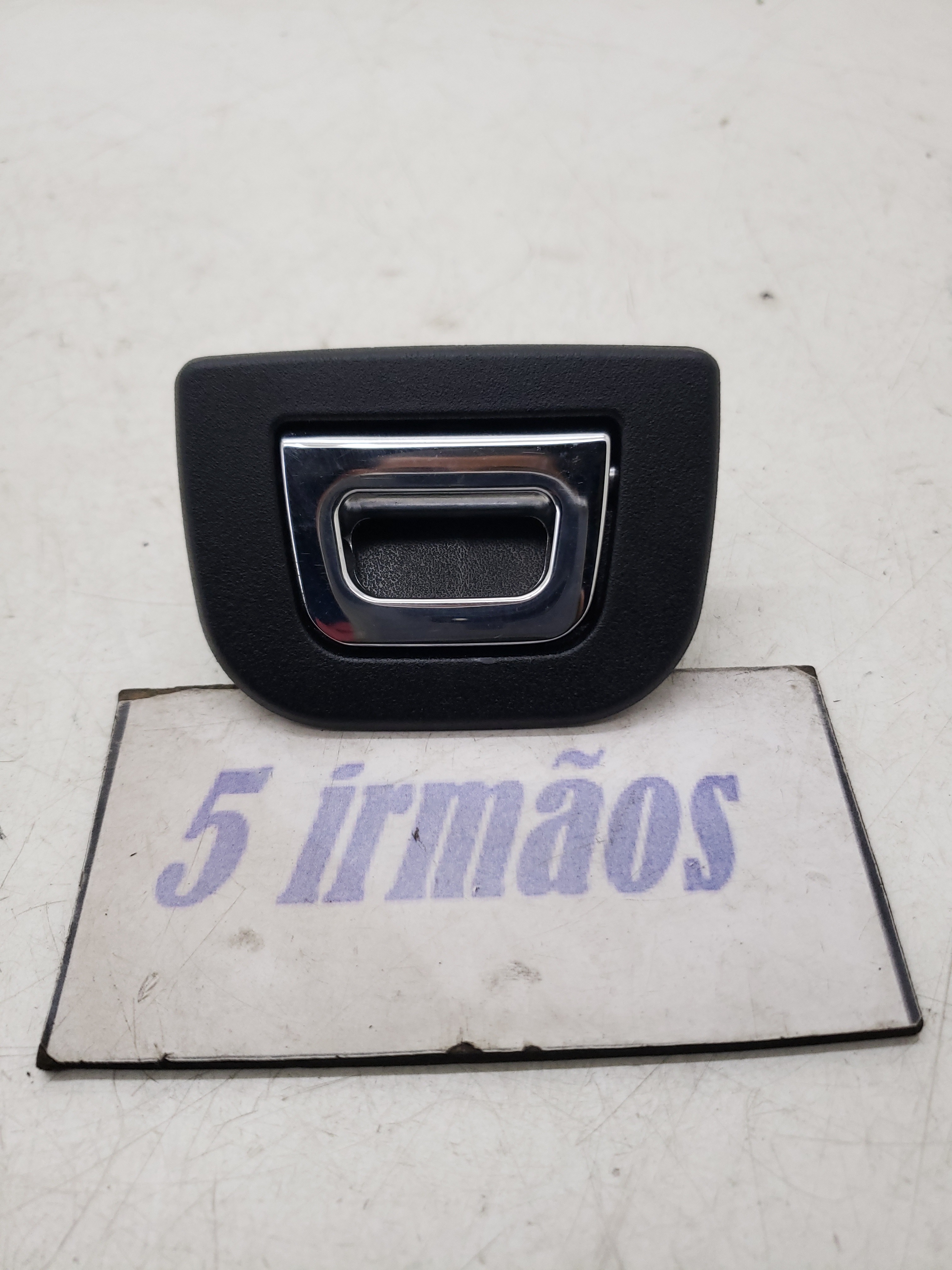 Acabamento Gancho Porta Malas Bmw Z4 2.0 Turbo 2014 / 2015