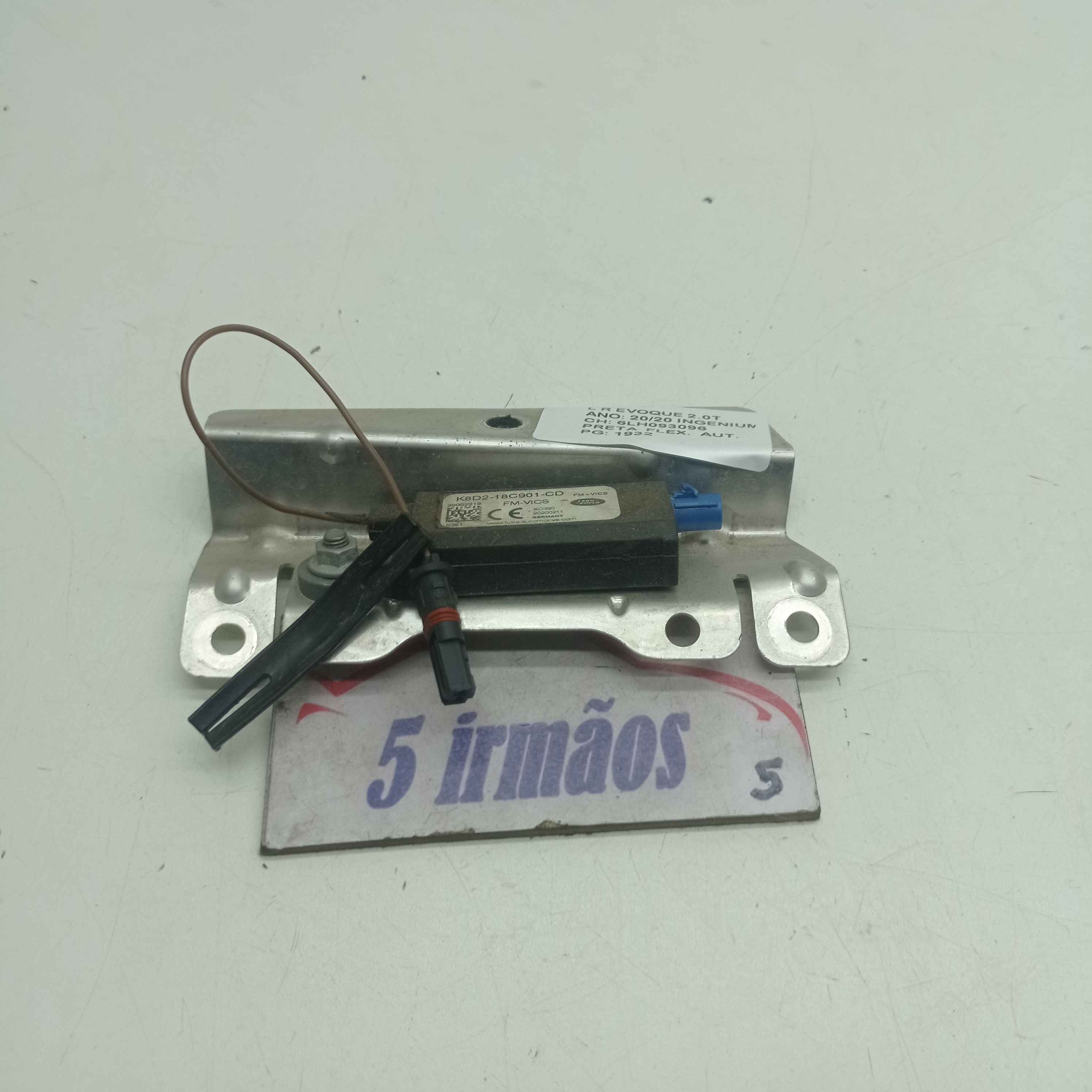 Sensor Tampa Traseira Land Rover Evoque 2.0 2020 K8d218c901 Preto