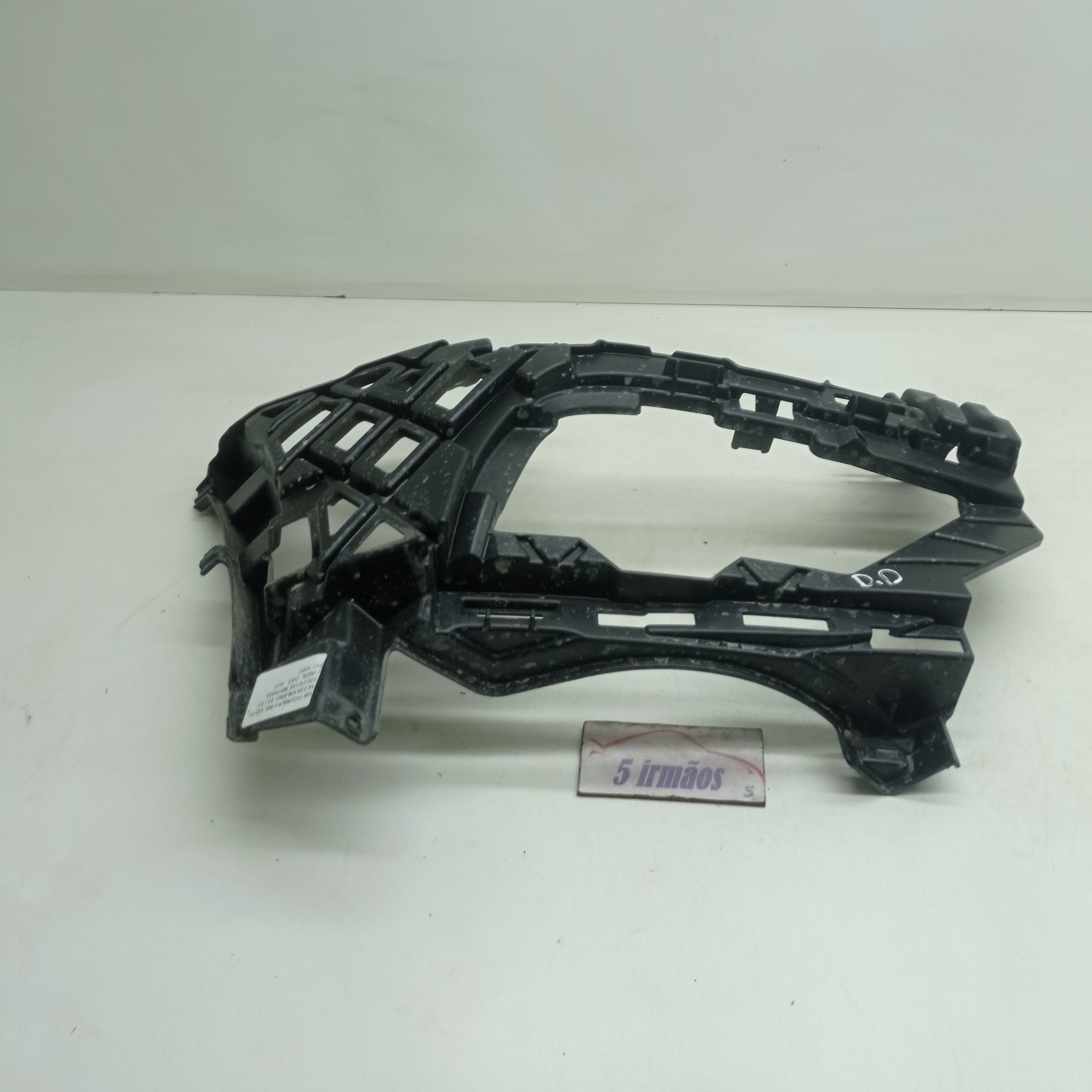 Suporte Direito Parachoque Dianteiro Vw Tiguan Tsi 2.0 2021