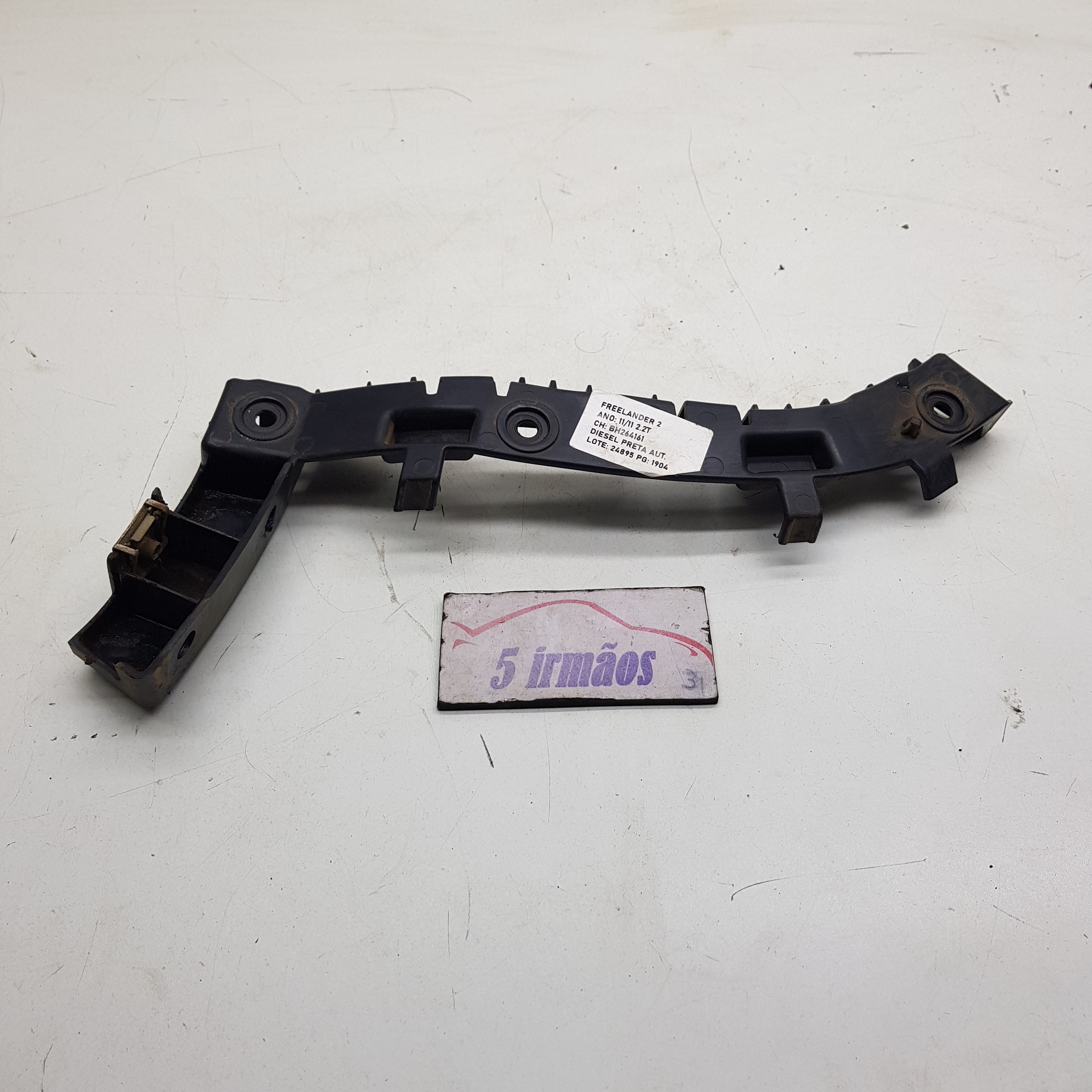 Guia Direita Parachoque Traseiro Freelander 2 2.2 2011