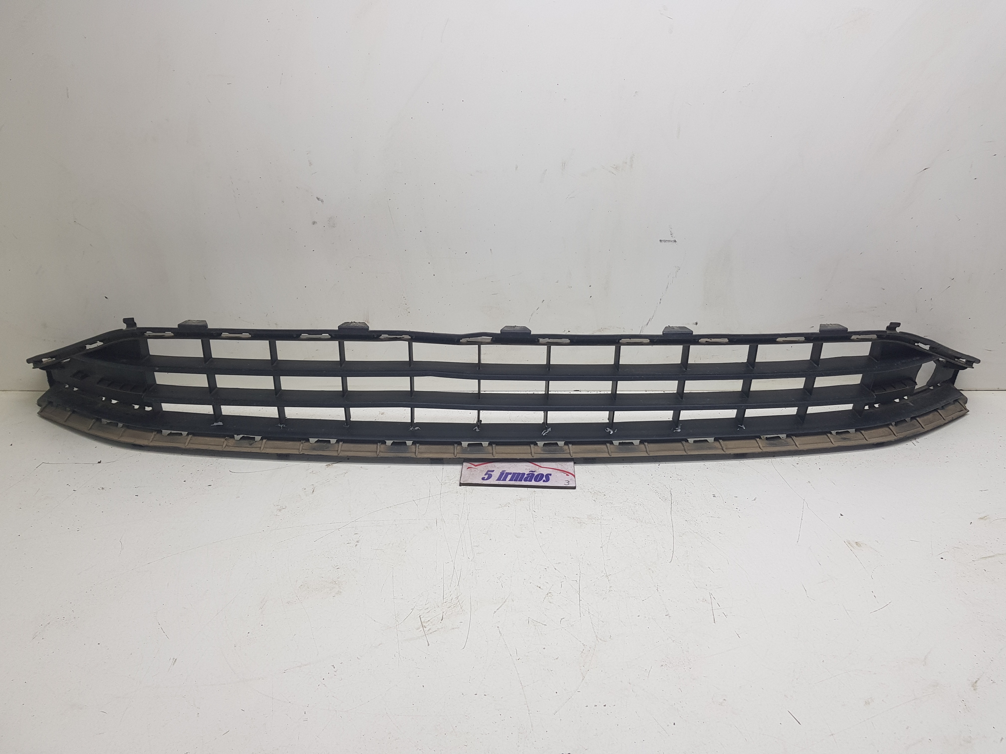 Grade Central Parachoque Vw Jetta Tsi 1.4 2018 / 2019