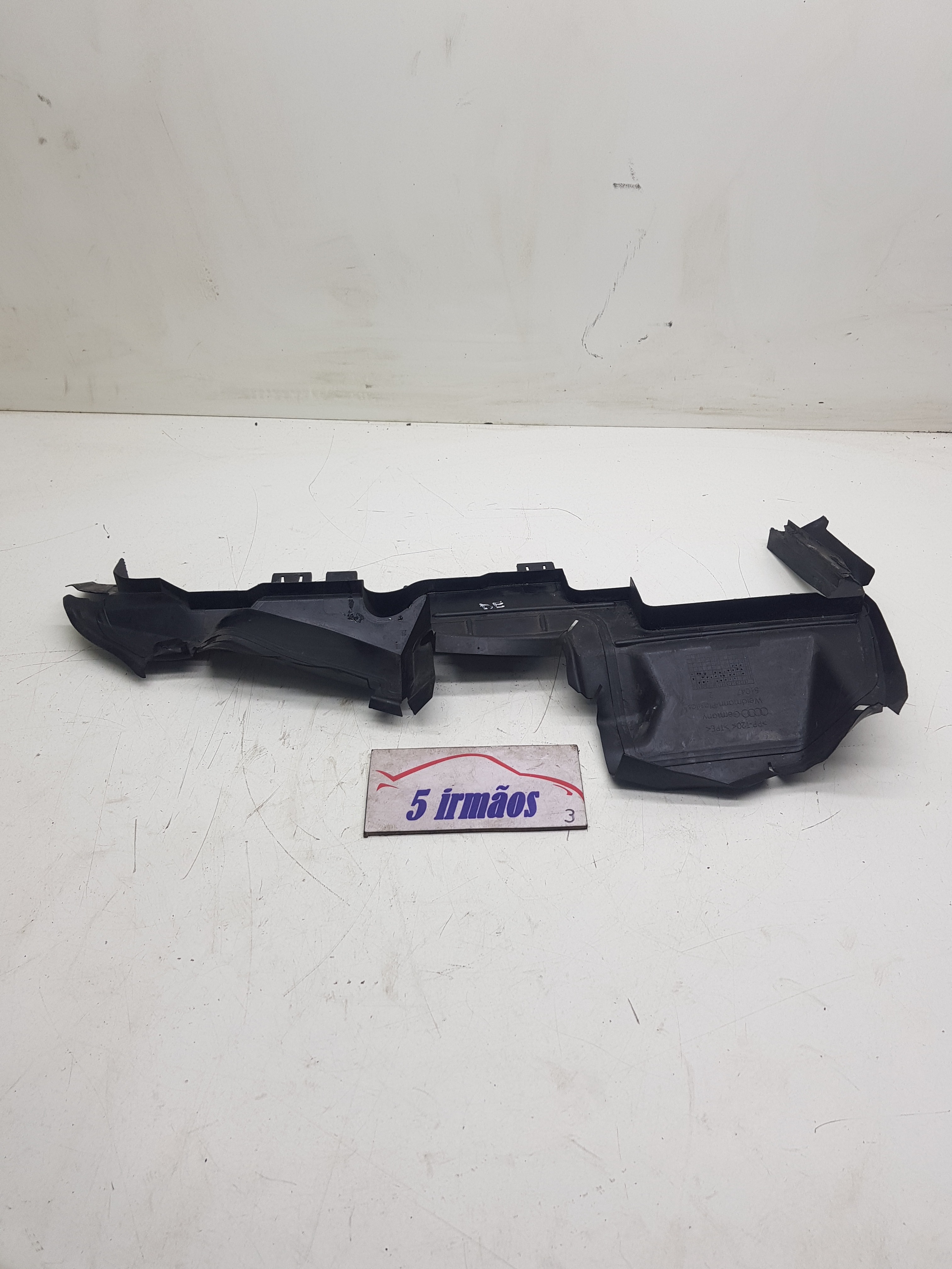 Defletor Esquerdo Parachoque Dianteiro Audi S5 3.0 2014