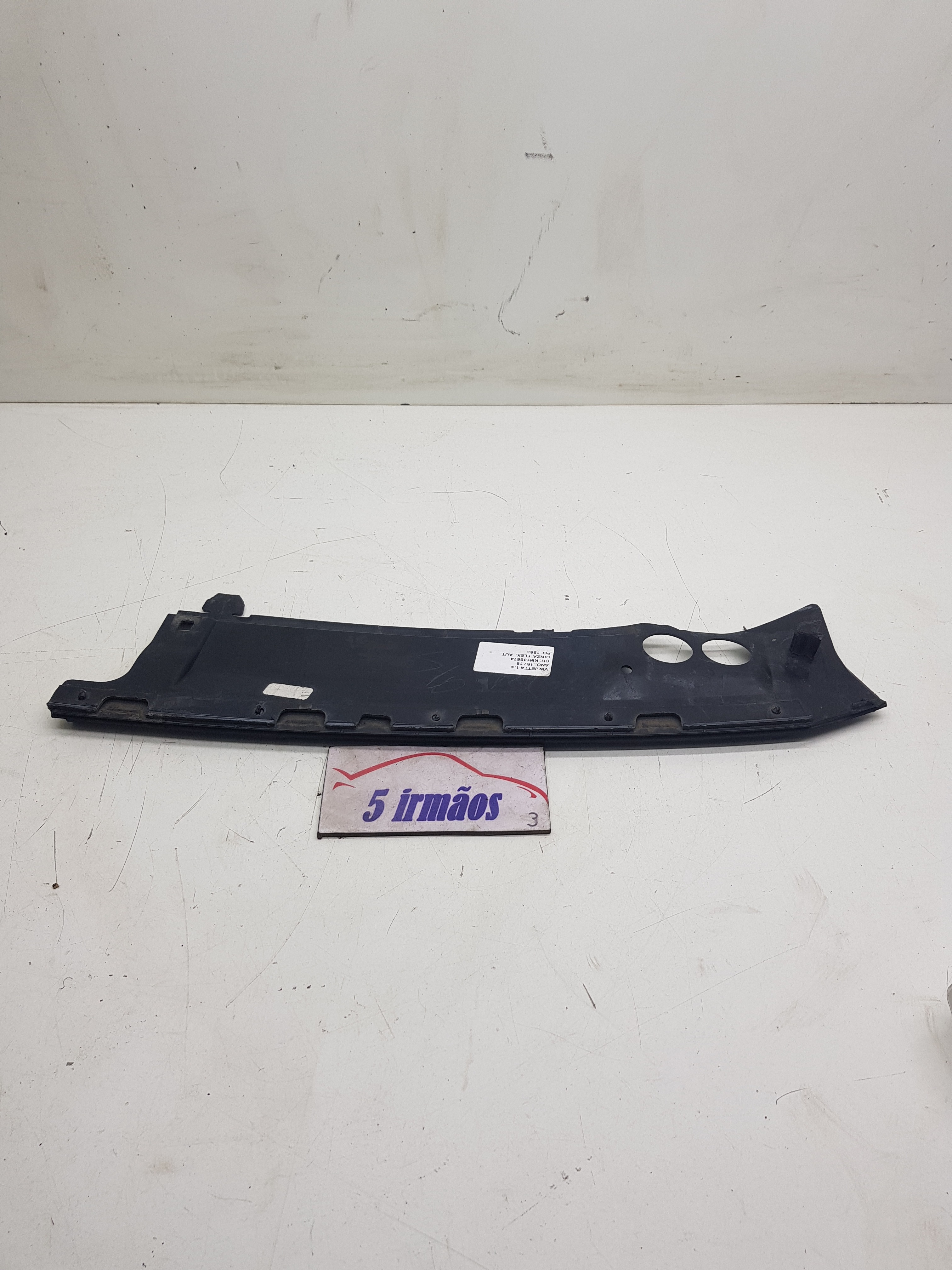 Acabamento Grade Parachoque Vw Jetta Tsi 1.4 2019 17a853653e