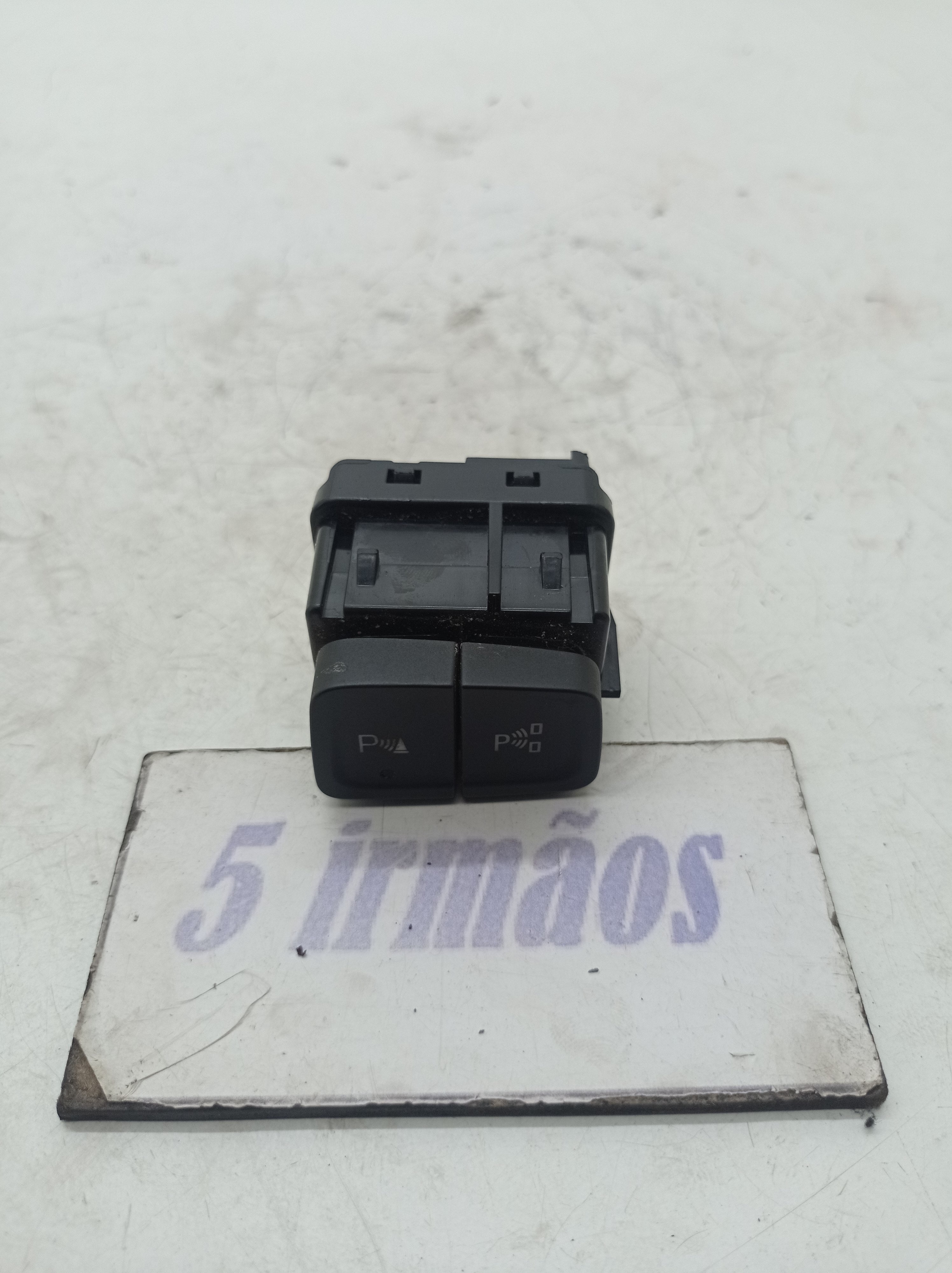 Botão Assistência Estacionamento Gm Equinox 2.0 2017 / 2018