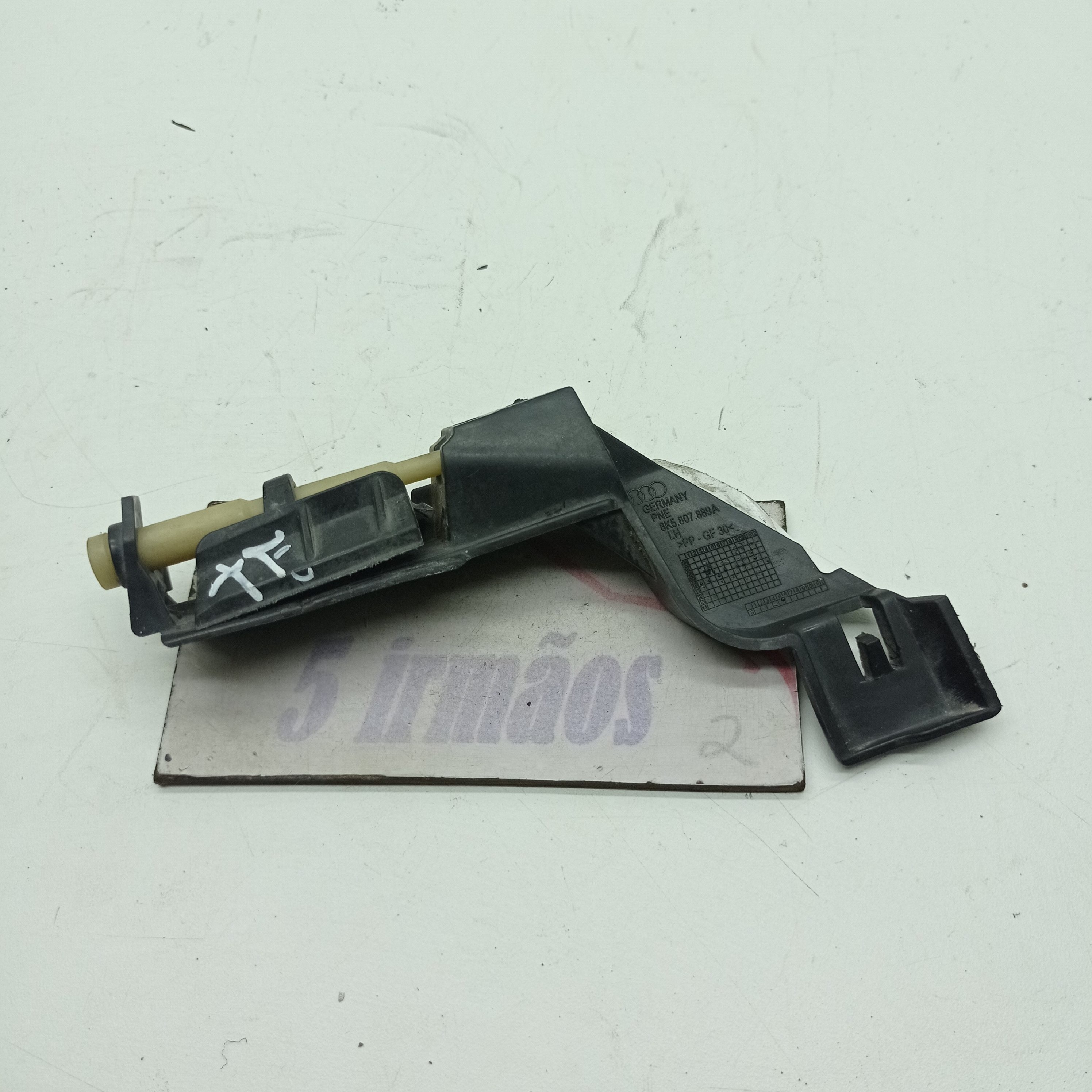 Suporte Esquerdo Parachoque Traseiro Audi A4 Tfsi 2.0 2012