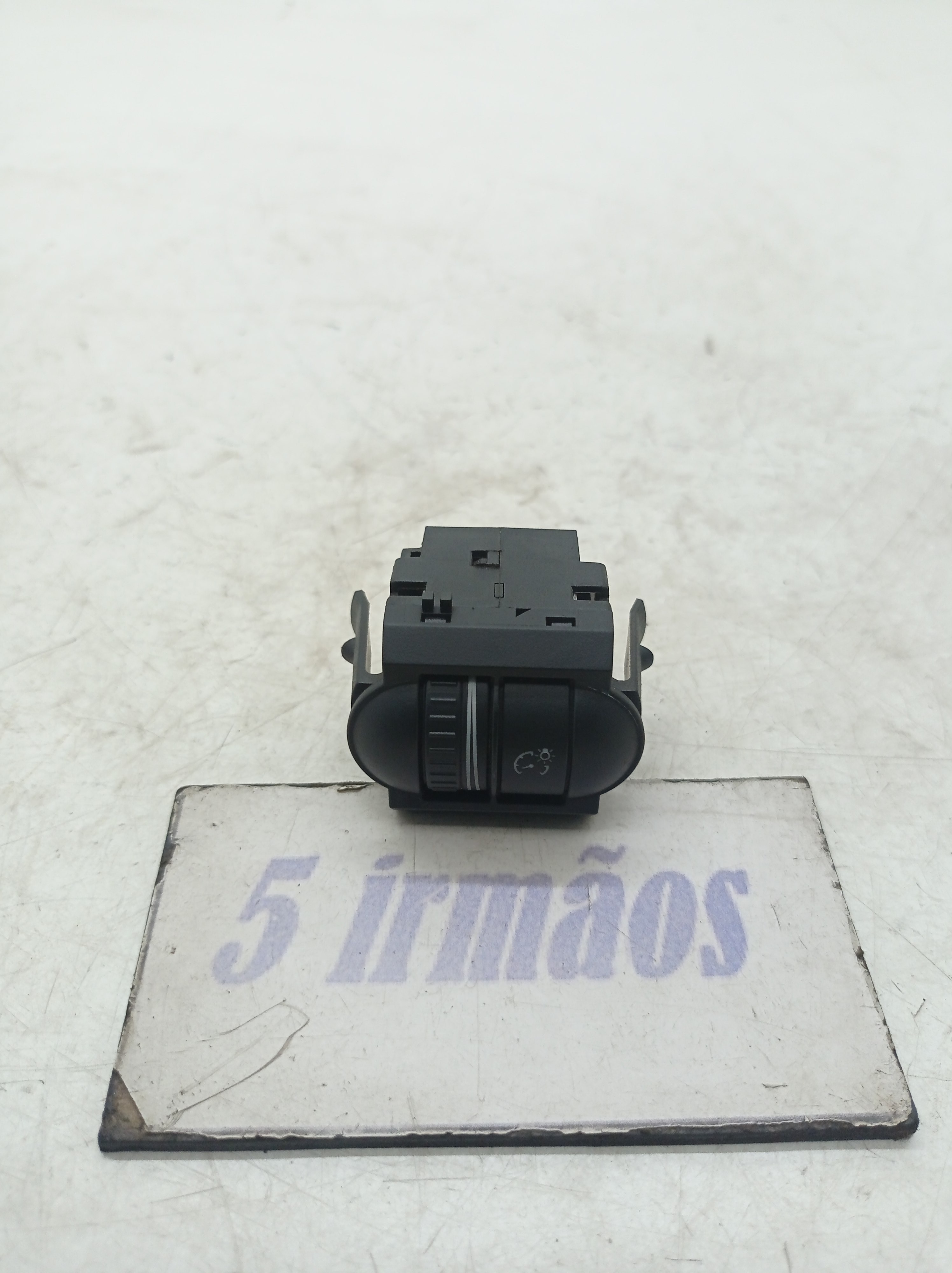 Botão Bloqueio Controle Luz Painel Vw Jetta 2.0 2014 / 2015
