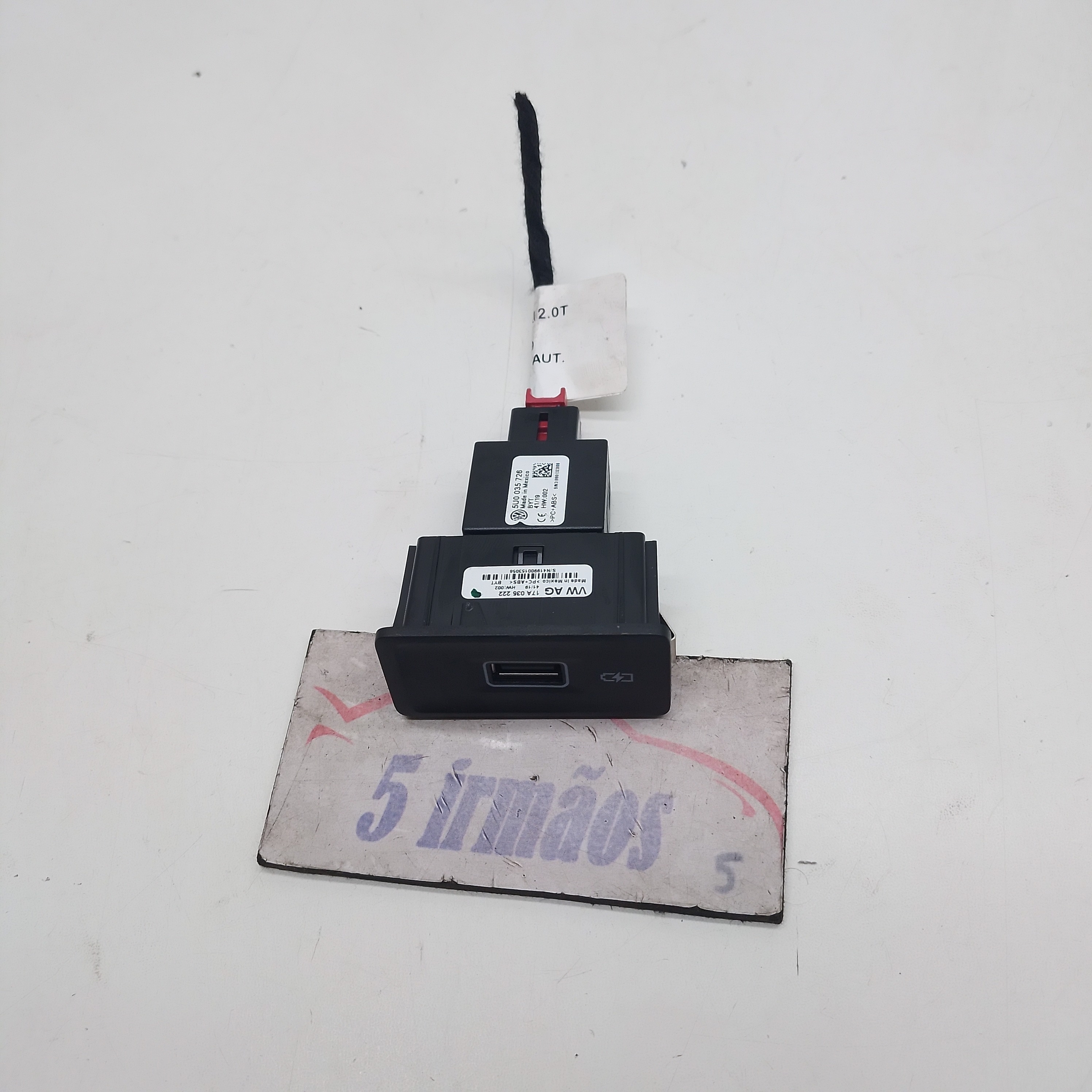Entrada Usb Vw Jetta Gli 2.0 Turbo 2020 Nº5u0035726