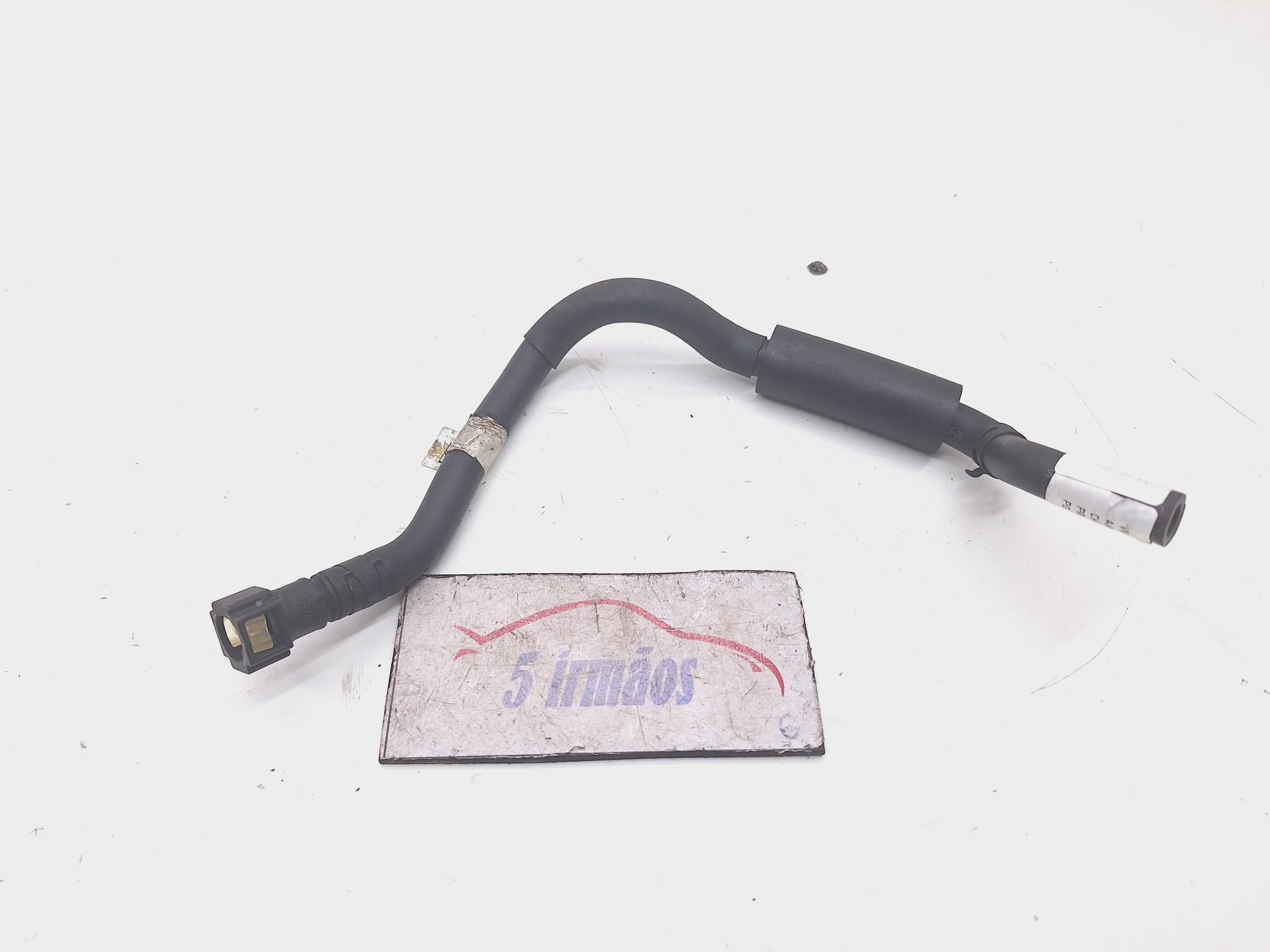 Mangueira Válvula Solenoide Vw Passat 2.0 2018 Nº5q0133366 Preto