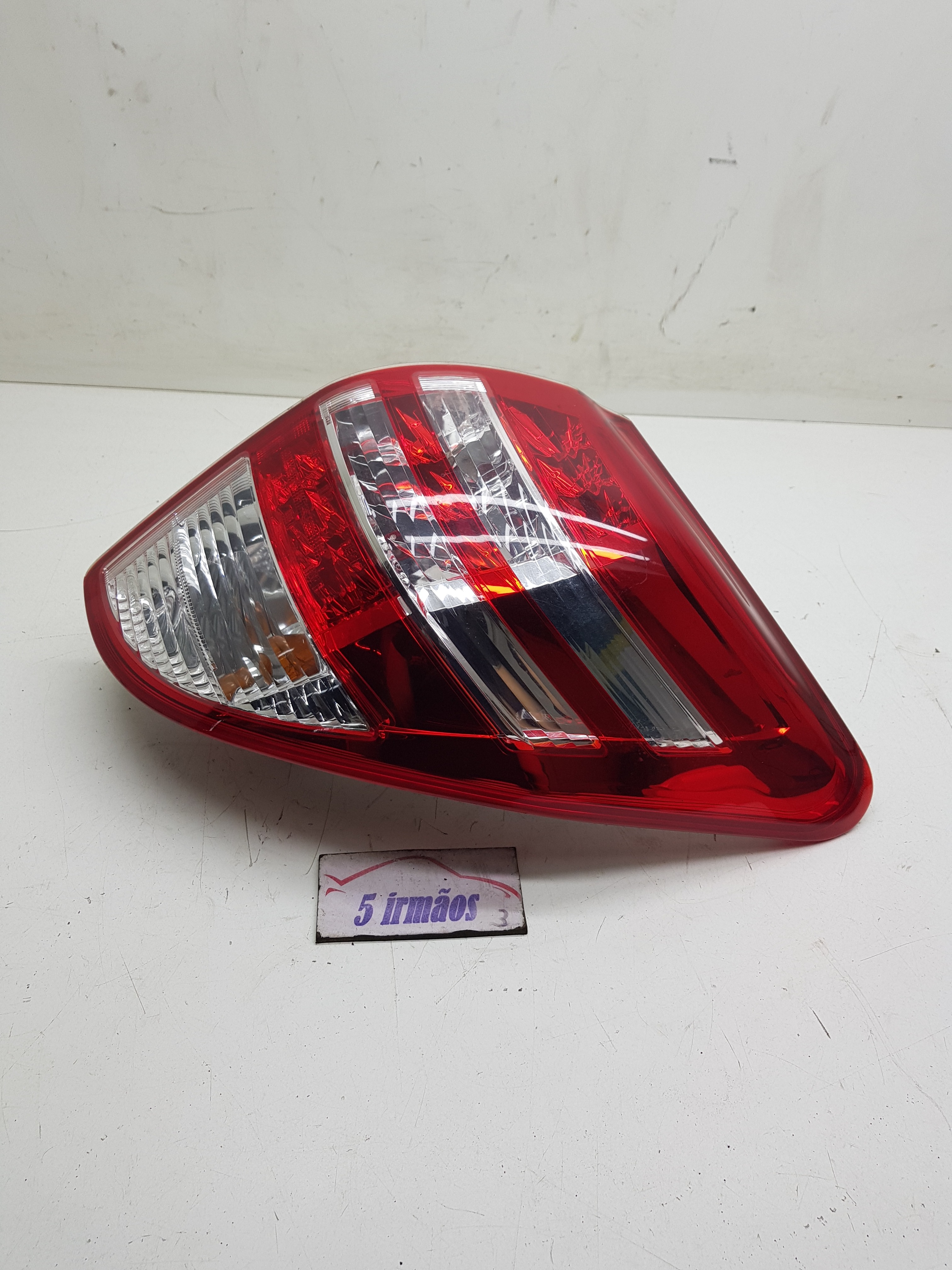 Lanterna Direita Toyota Rav4 2.4 2010