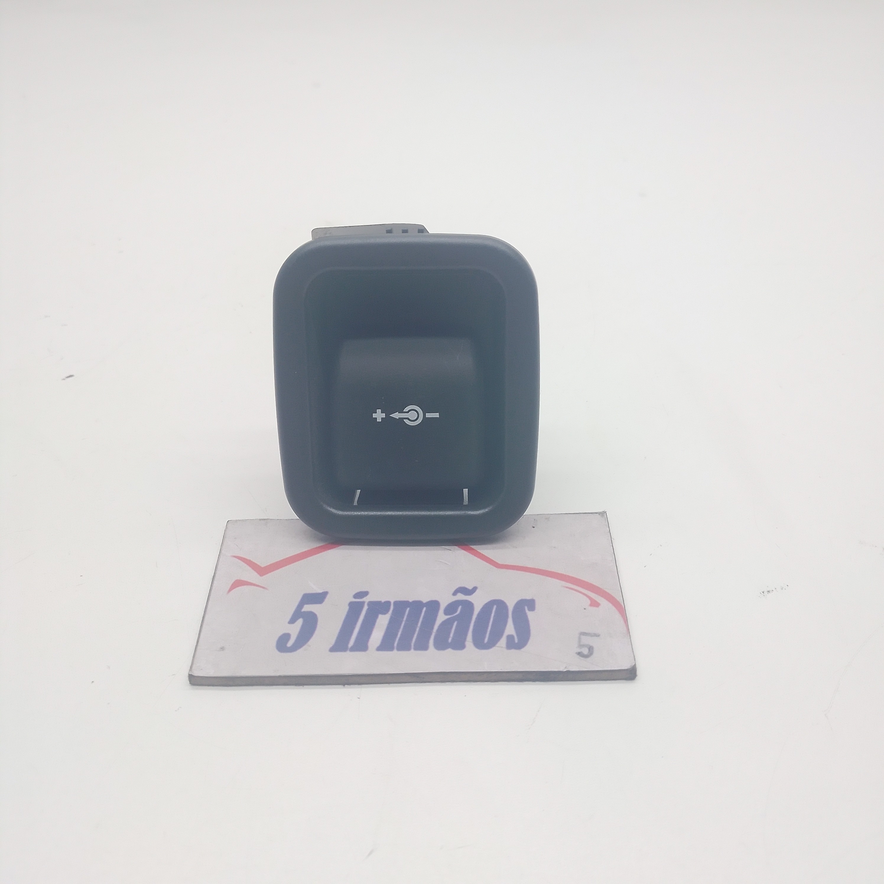 Tomada 12v Bmw 328i 2.0 Turbo 2018 7143111