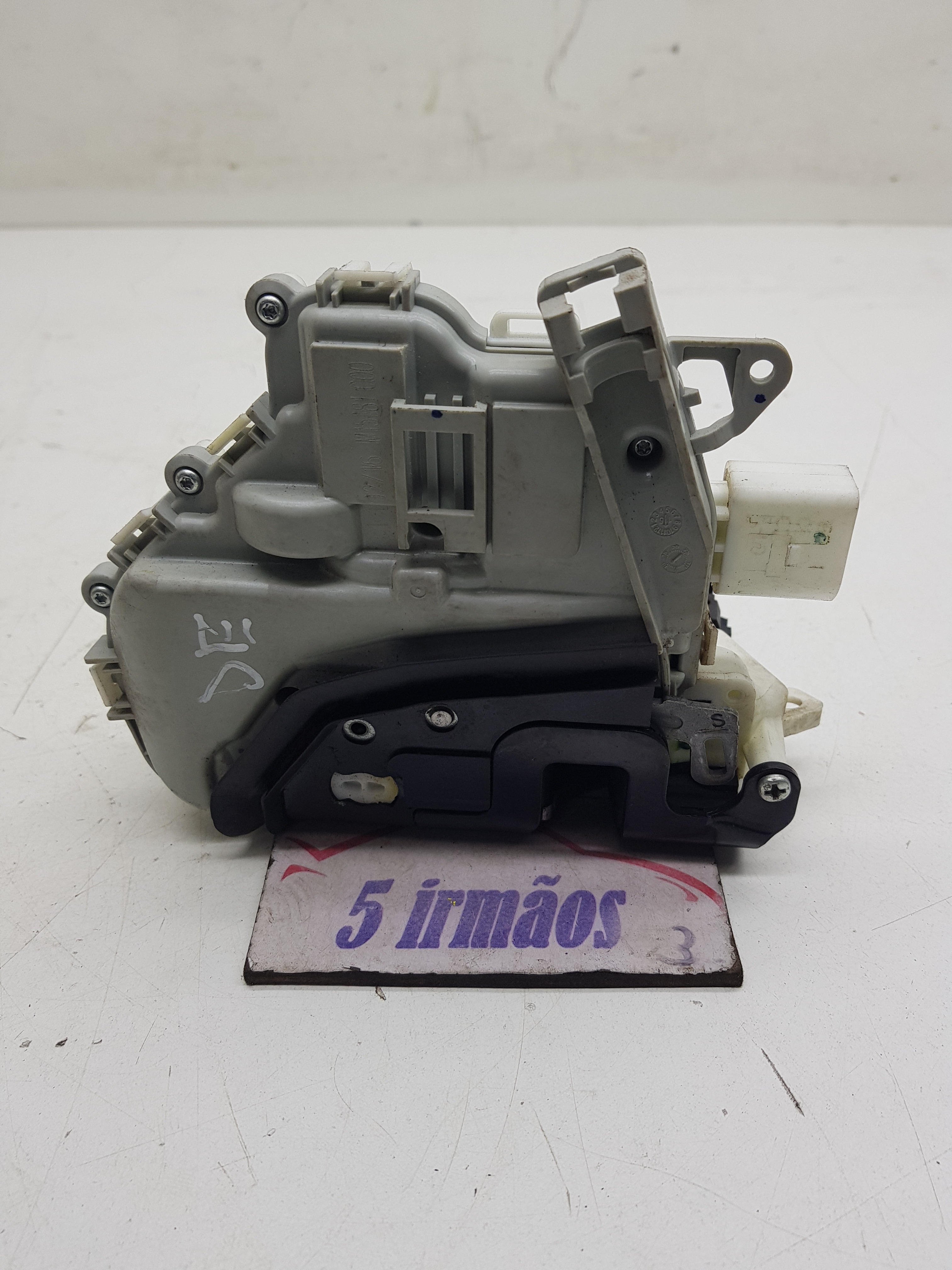 Fechadura Porta Dianteira Esquerda Audi Q3 Tfsi 1.4 2017