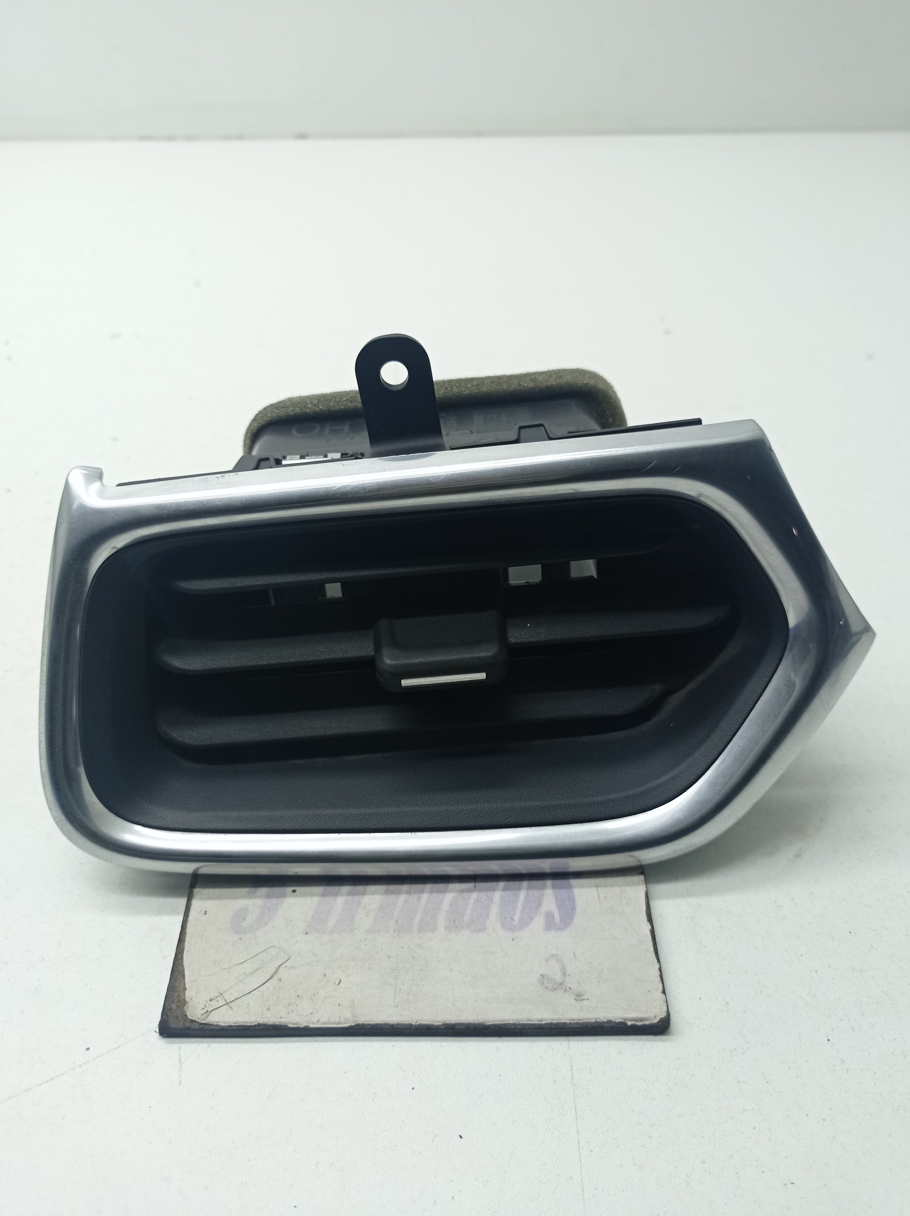 Difusor Ar Esquerdo Painel Gm Equinox 2.0 2018 / 2019