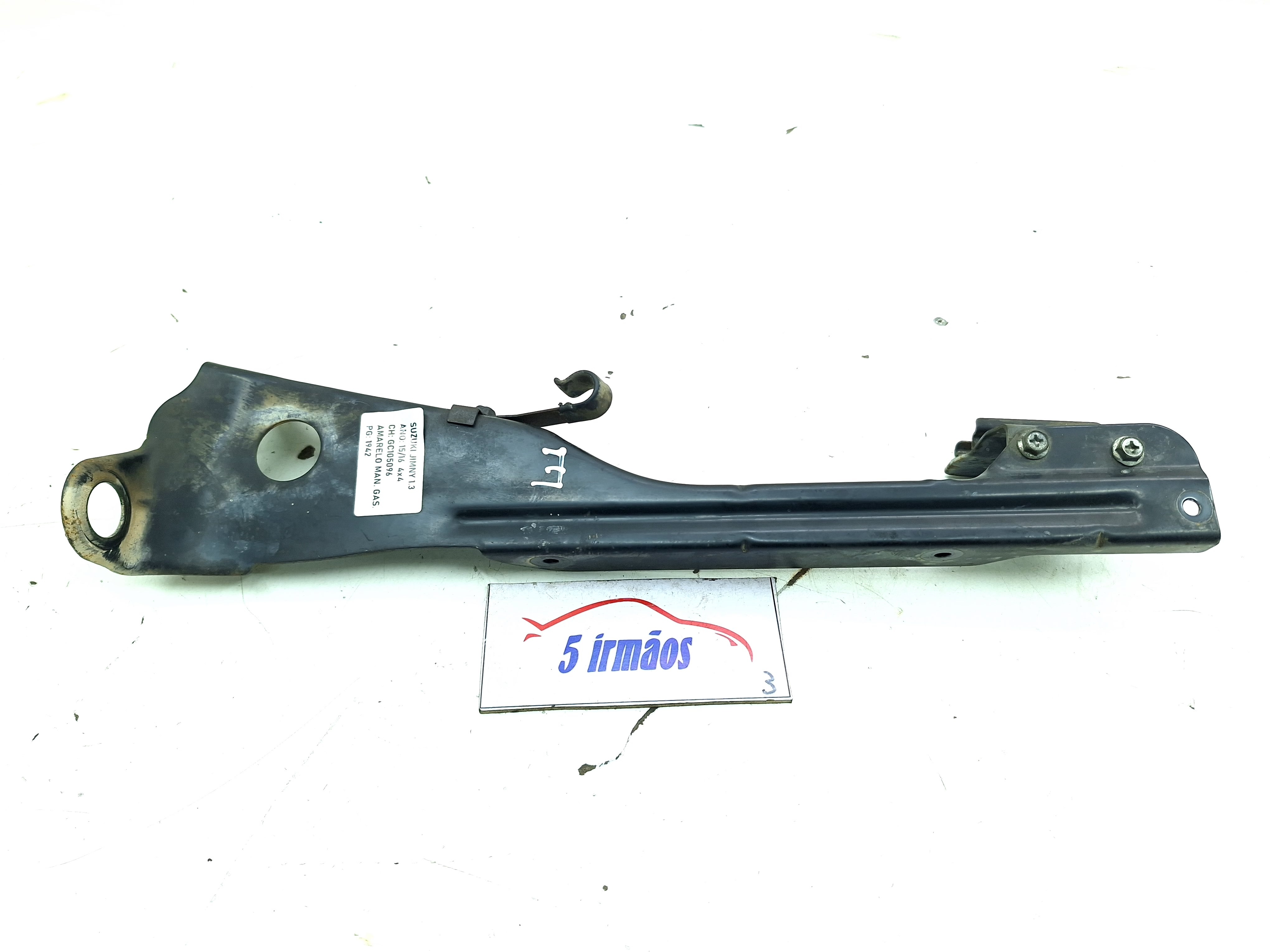 Suporte Esquerdo Radiador Suzuki Jimny 1.3 2015 / 2016