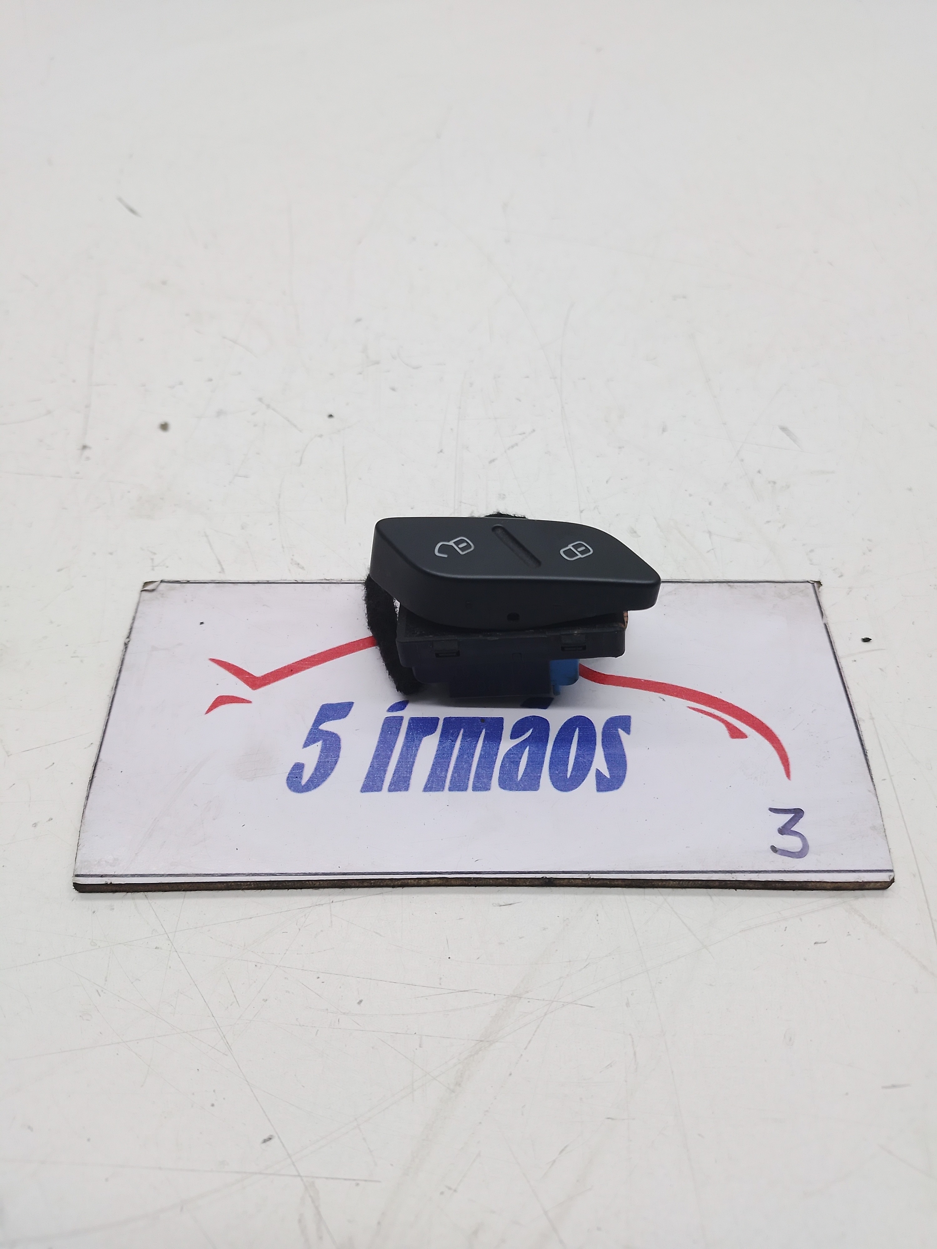 Botão Trava / Destrava Porta Vw Jetta Tsi 2.0 2011 / 2012