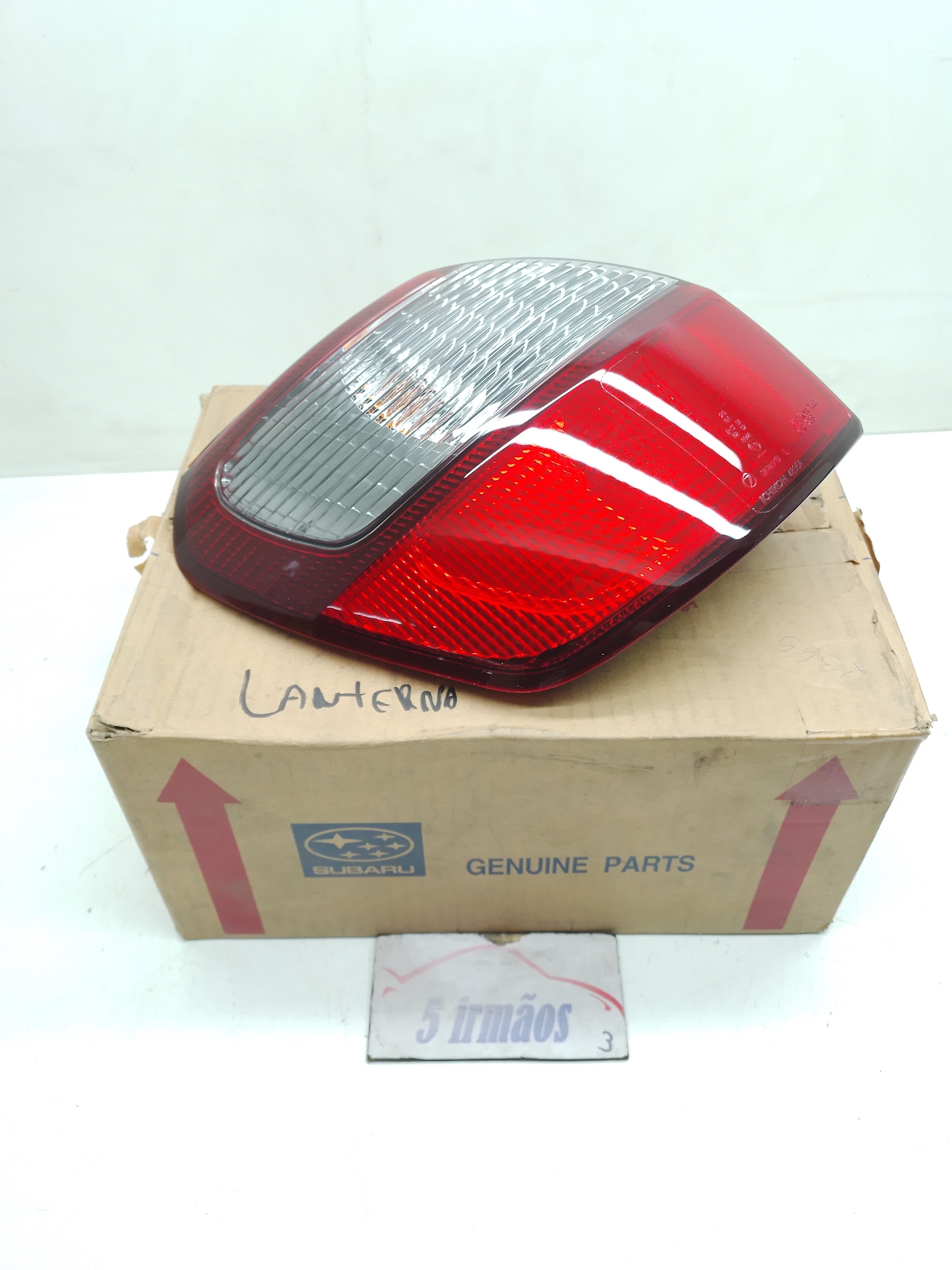 Lanterna Esquerda Vermelho Subaru Legacy Sw 2.5 2004