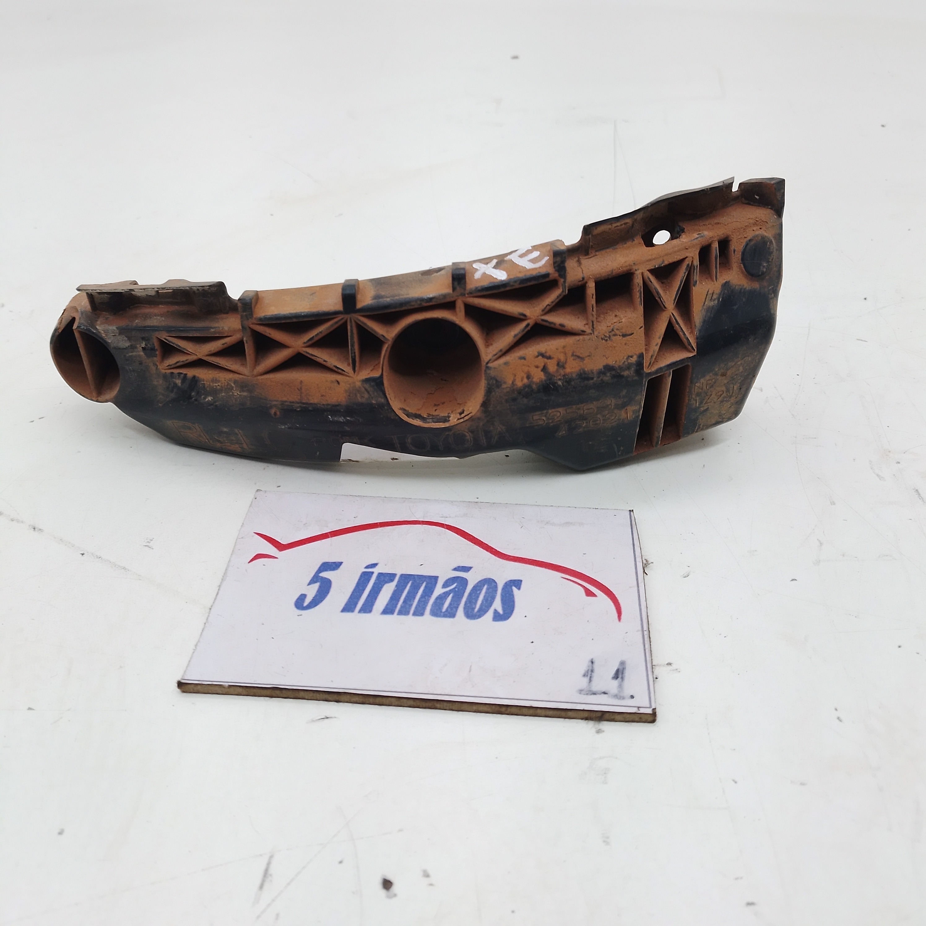 Guia Esquerdo Para-choque Traseiro Toyota Rav4 2.4 2010