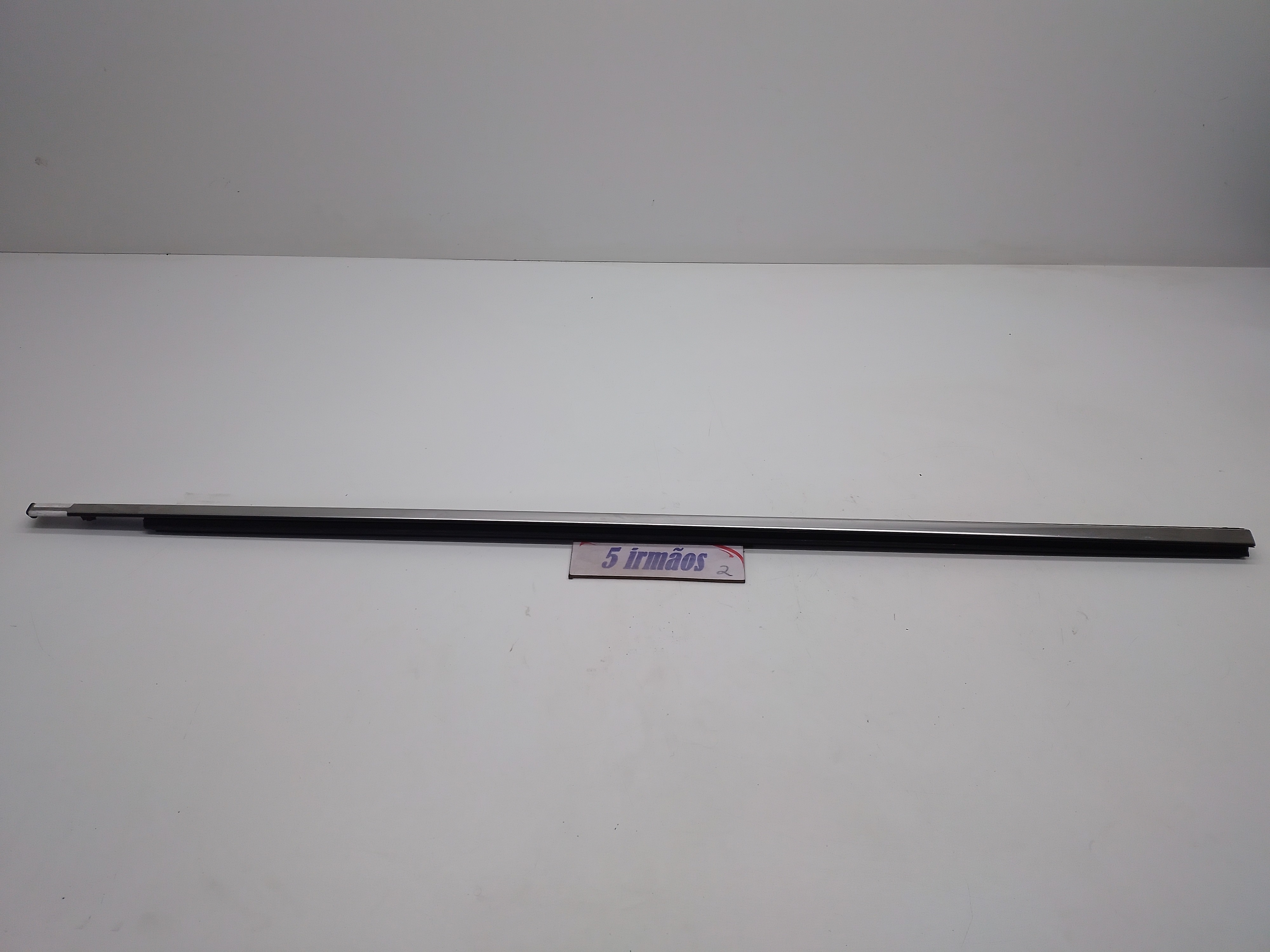 Pestana Friso Porta Dianteira Direita Gm Onix Hatch 1.0 2022