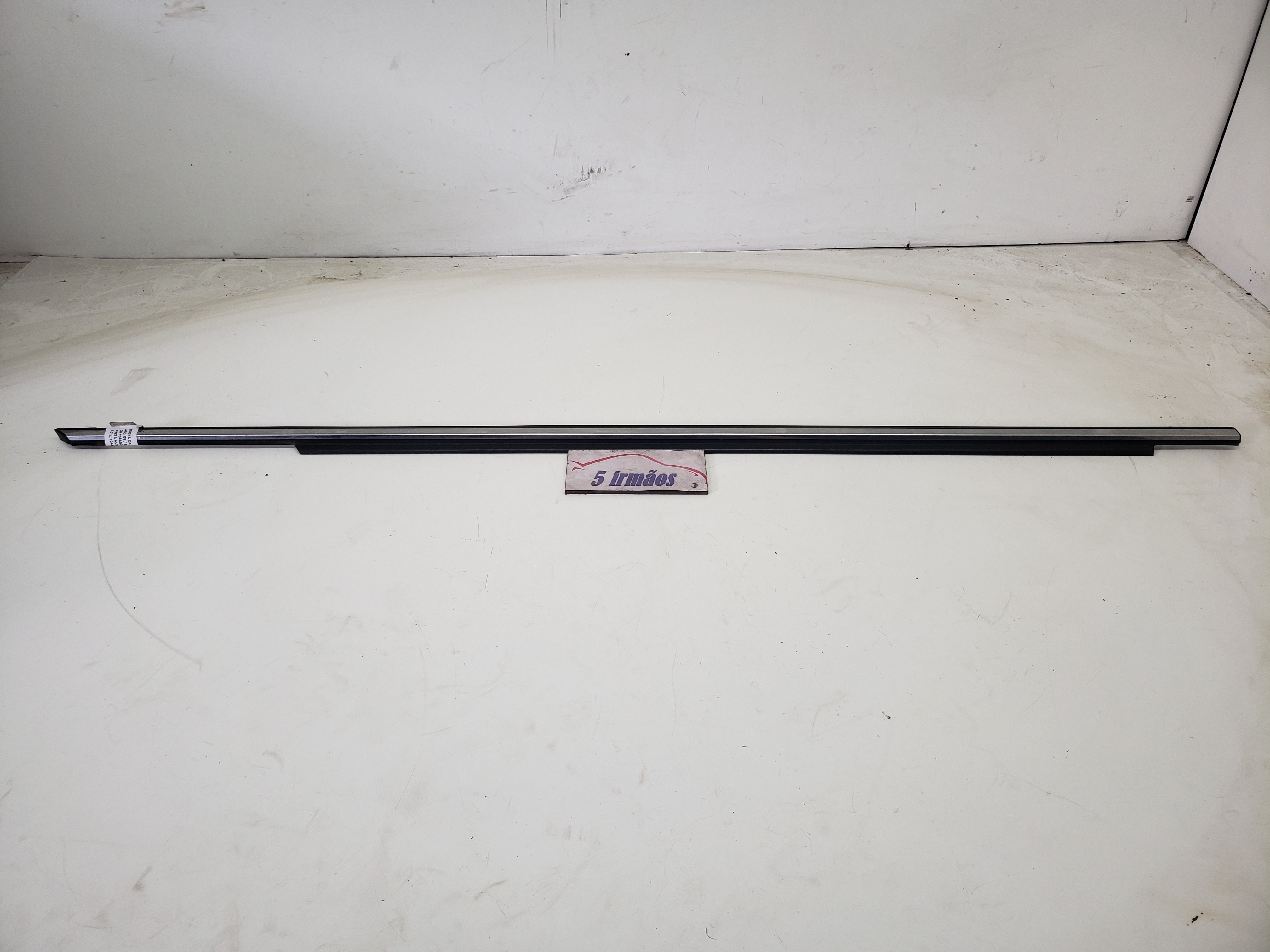 Pestana Porta Dianteira Direita Toyota Camry 3.5 V6 2009