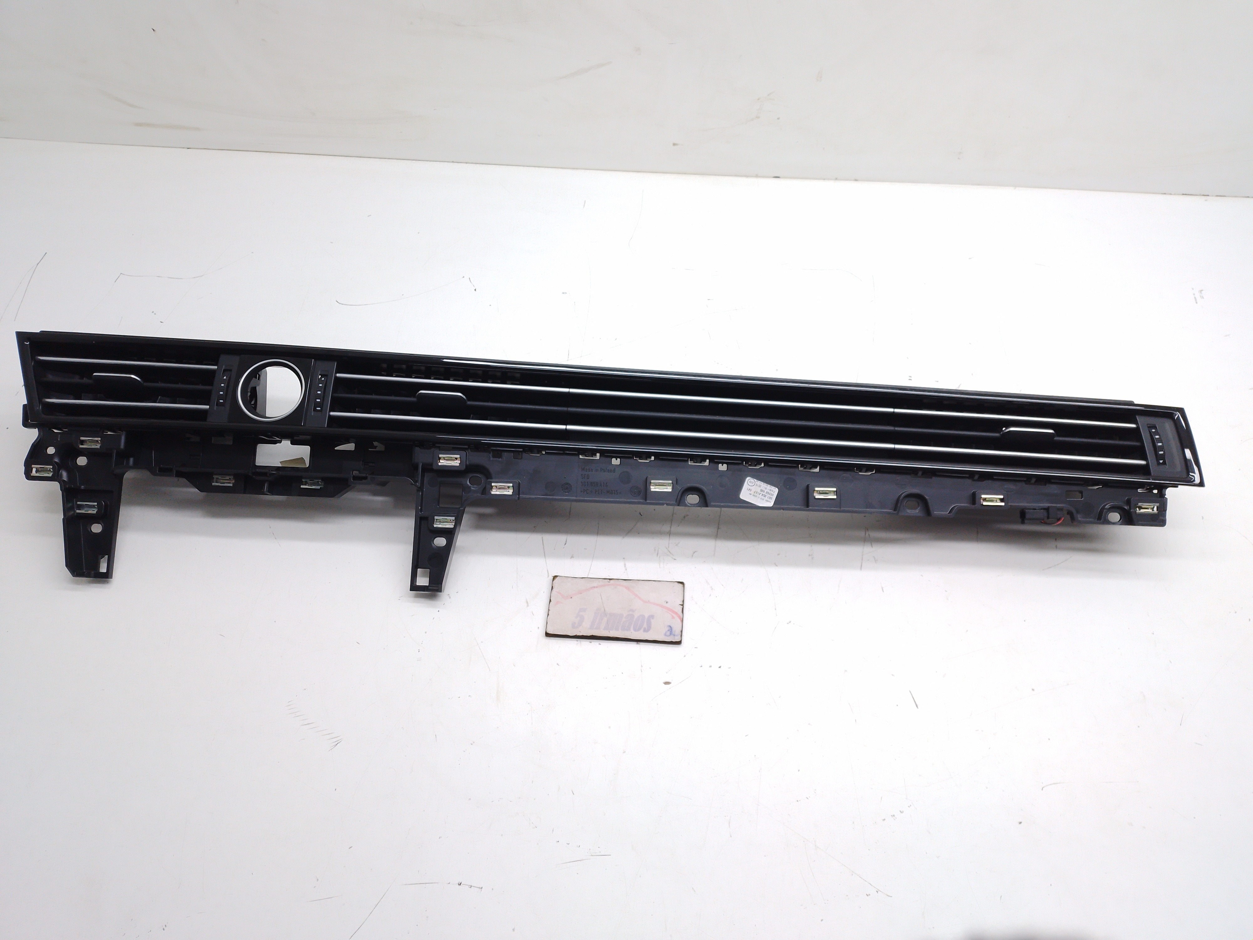 Acabamento Difusor Painel S/relógio Vw Passat Tsi 2.0 2019 Preto