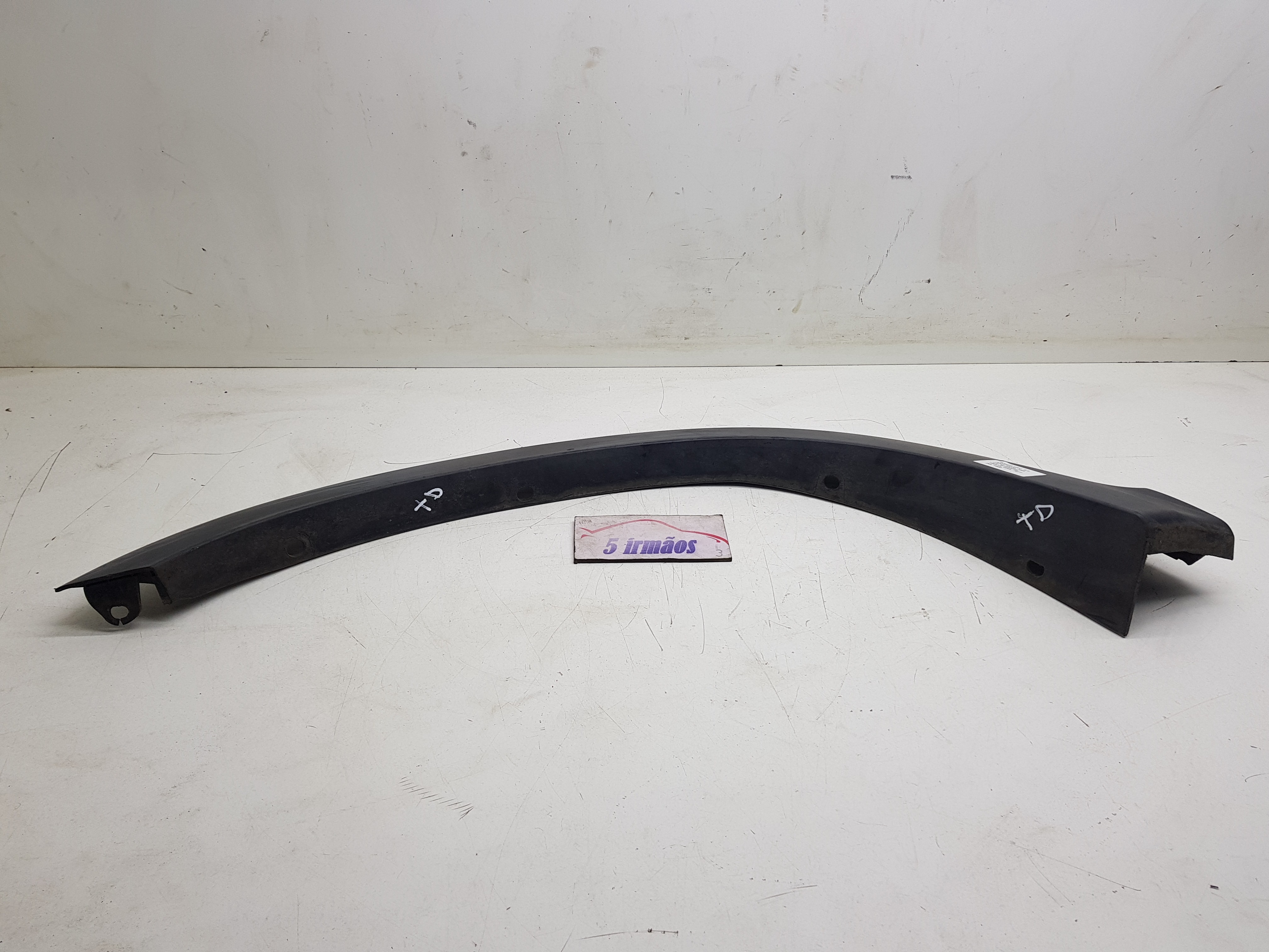 Acabamento Paralama Traseiro Direito Honda Crv 2.0 2004