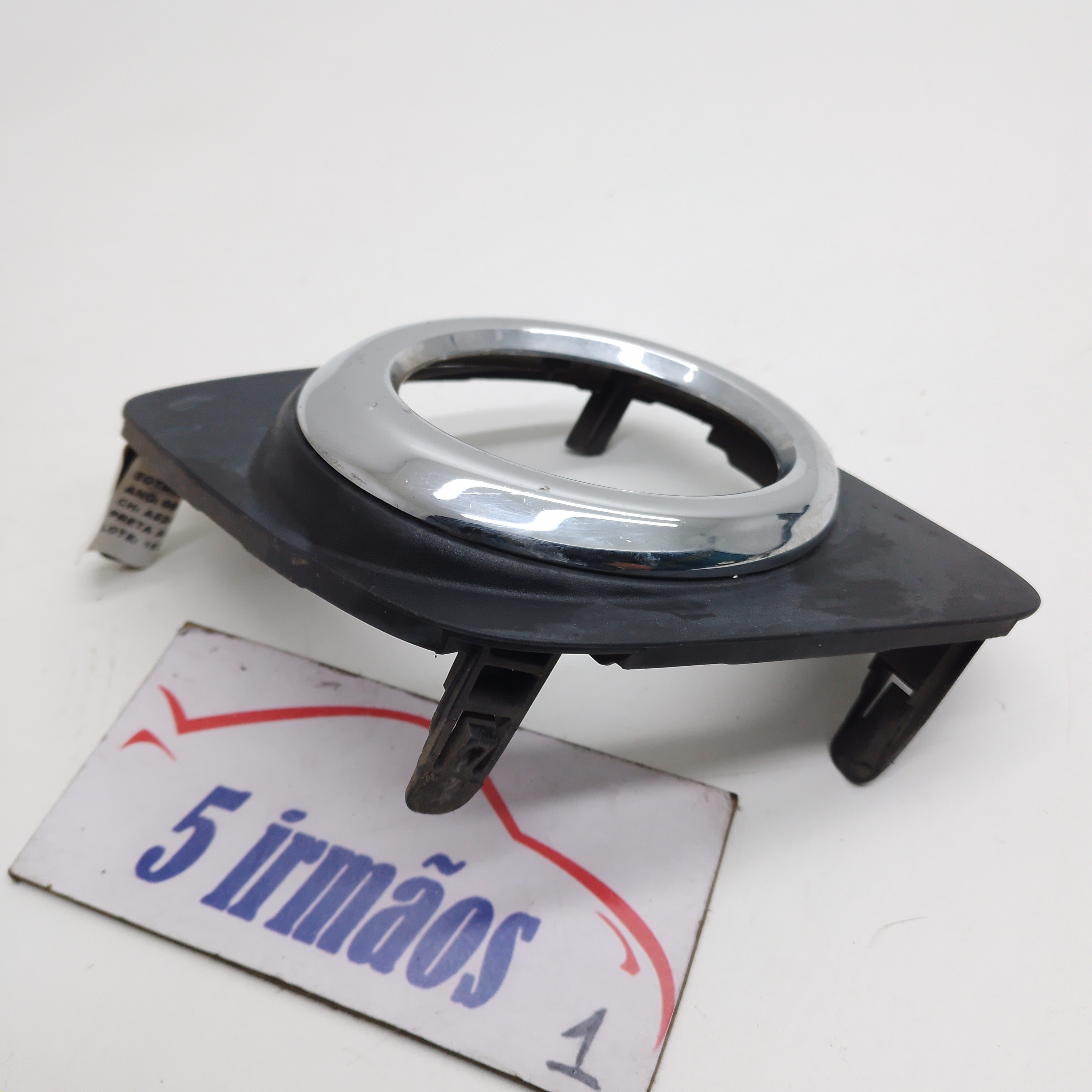 Moldura Farol Milha Direito Toyota Rav4 2.4 2009 / 2010