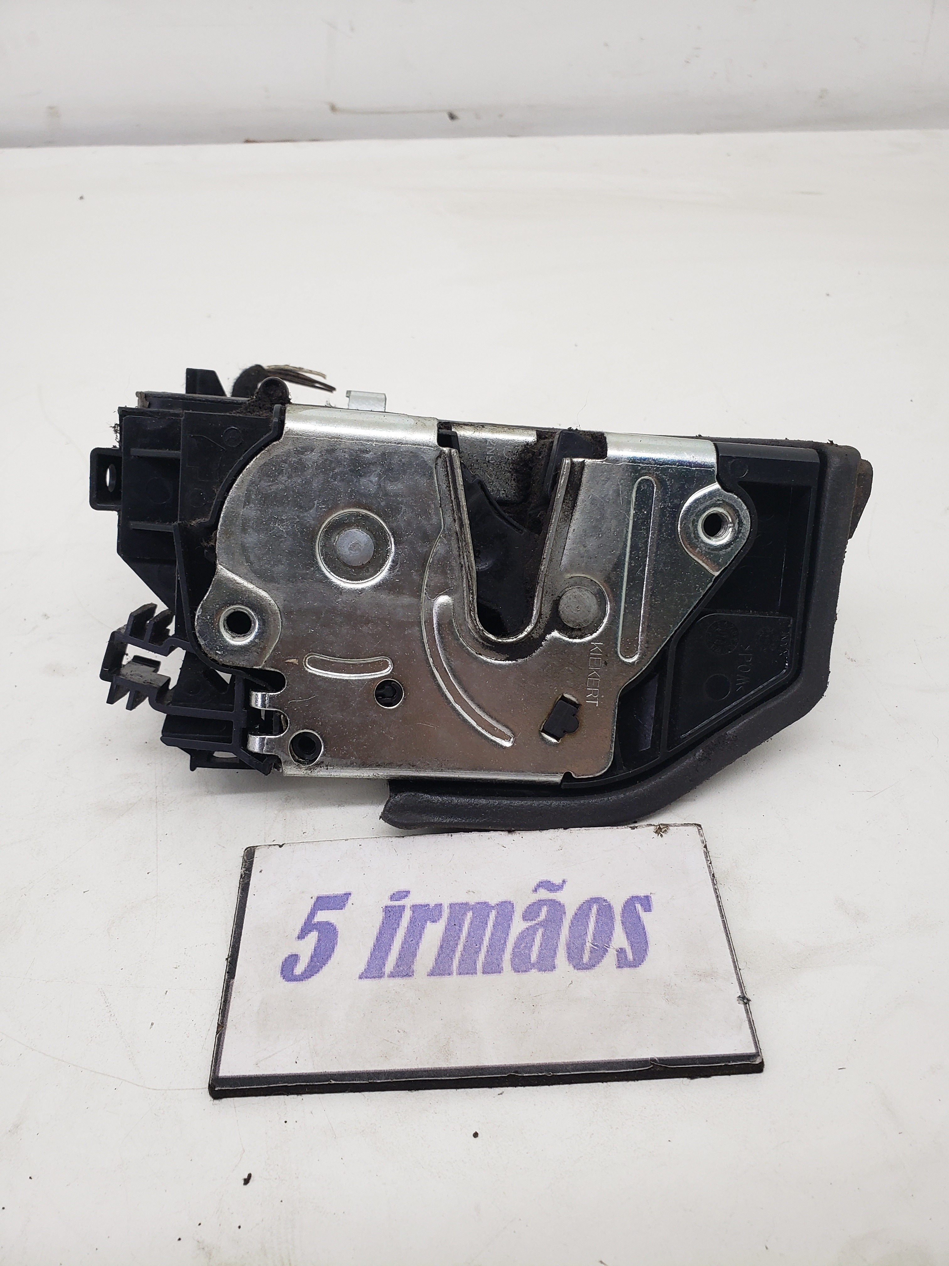 Fechadura Traseira Direita Bmw 118i 2.0 Asp 2009 / 2010