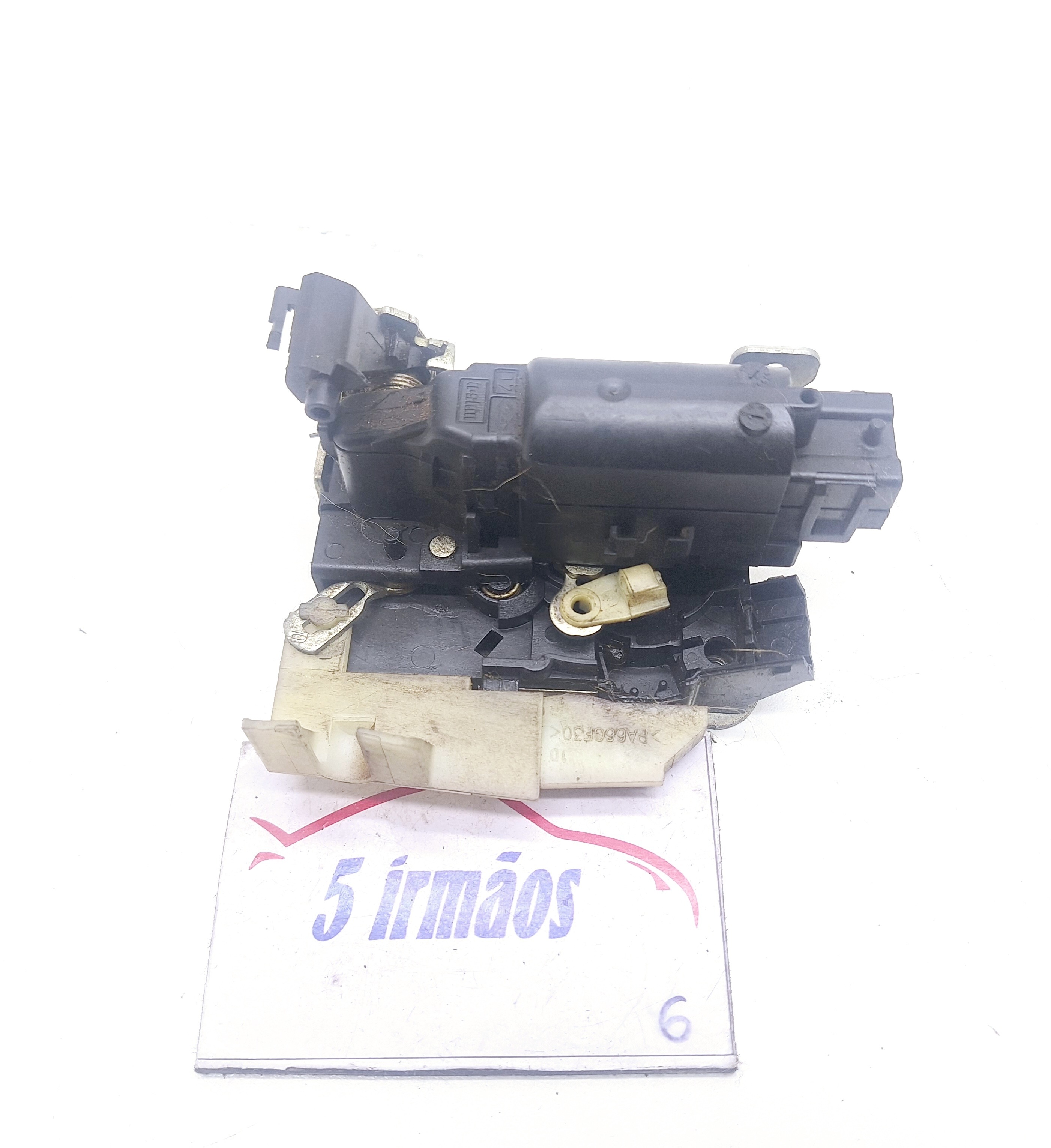 Fechadura Porta Dianteira Direita Renault Oroch 2.0 2017