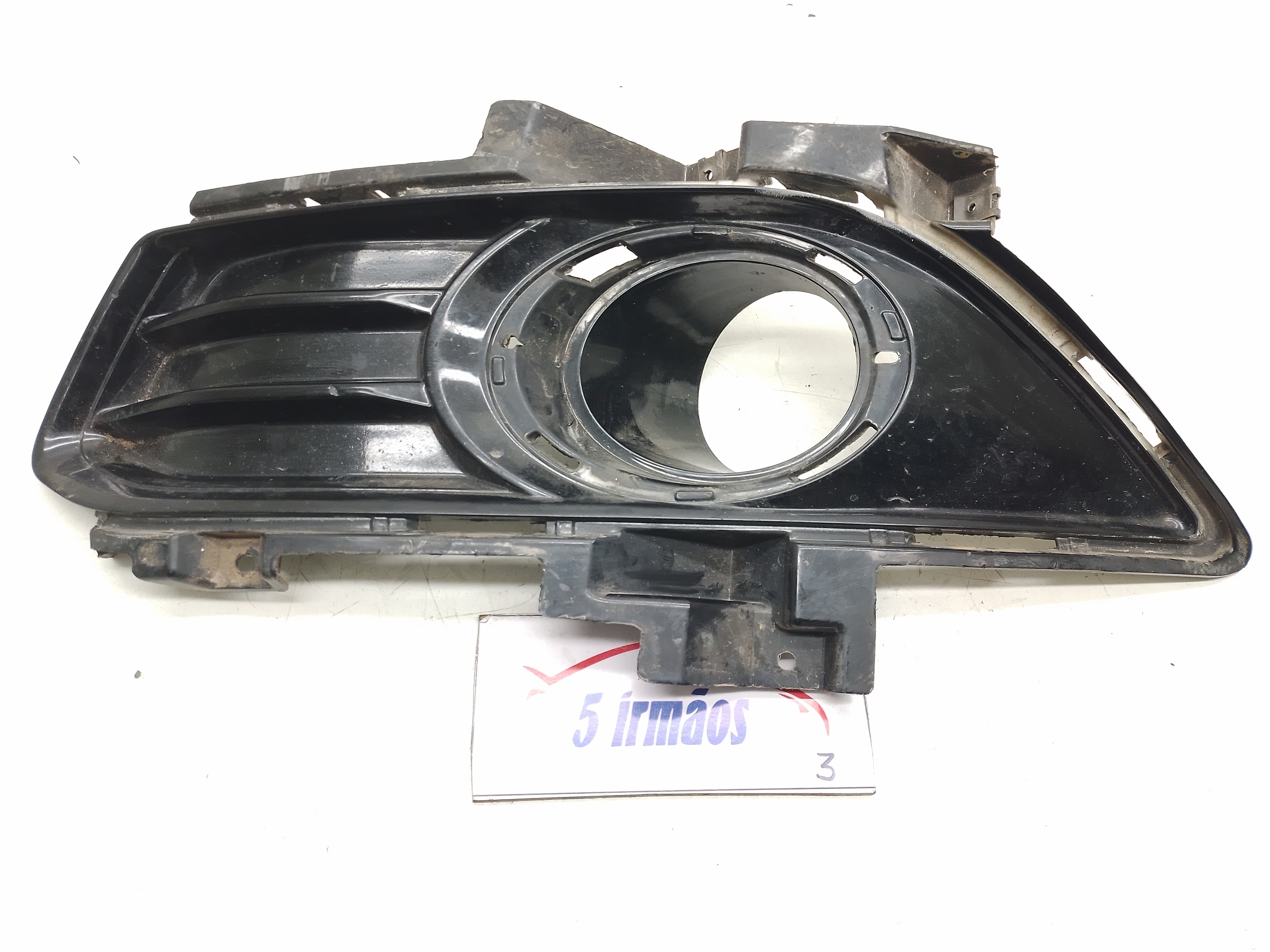 Acabamento Farol Milha Esquerdo Ford Fusion 2.0 2013